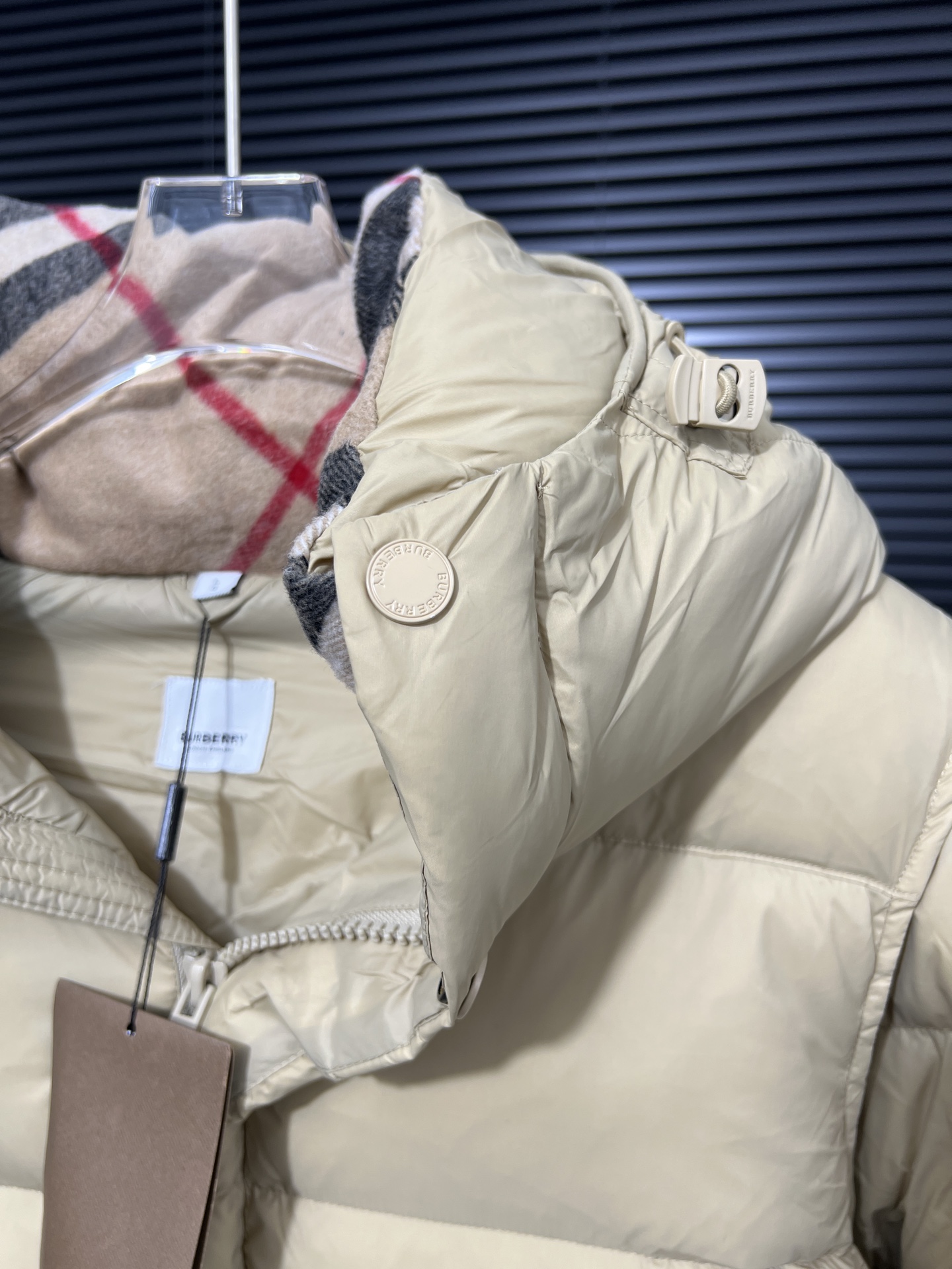 Burberry Vest Black Hooded S-l-xxl