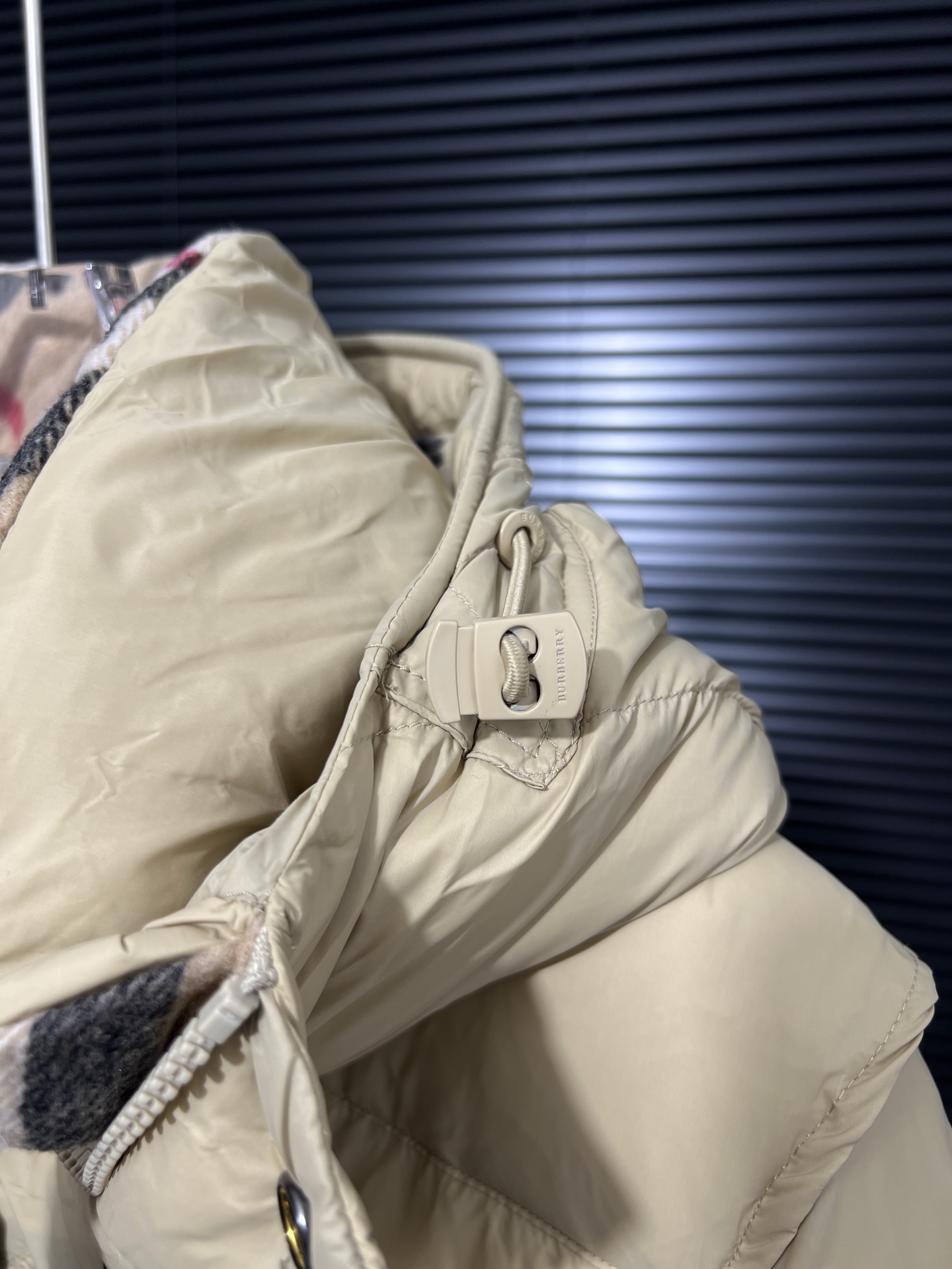 Burberry Vest Black Hooded S-l-xxl