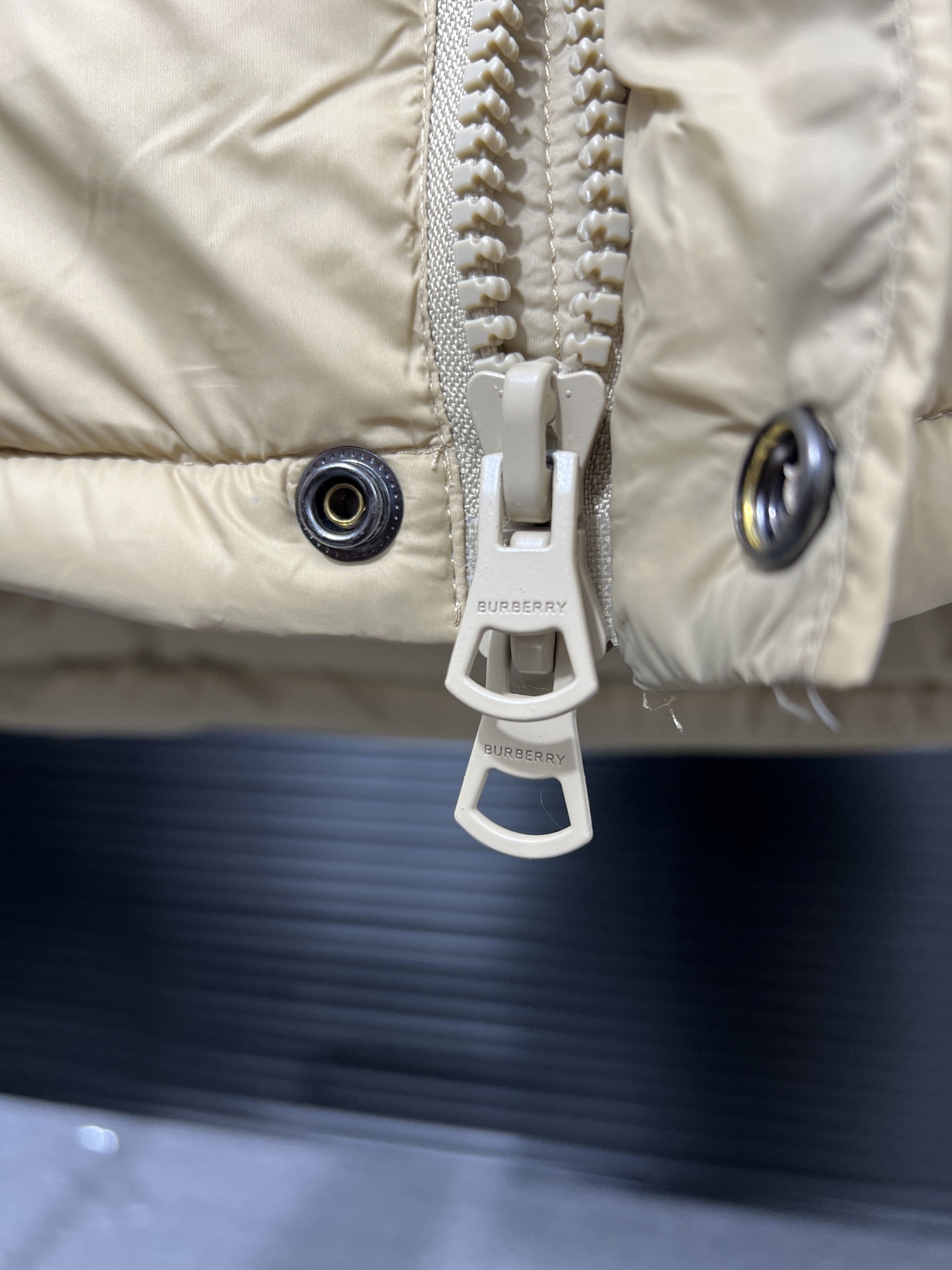 Burberry Vest Black Hooded S-l-xxl