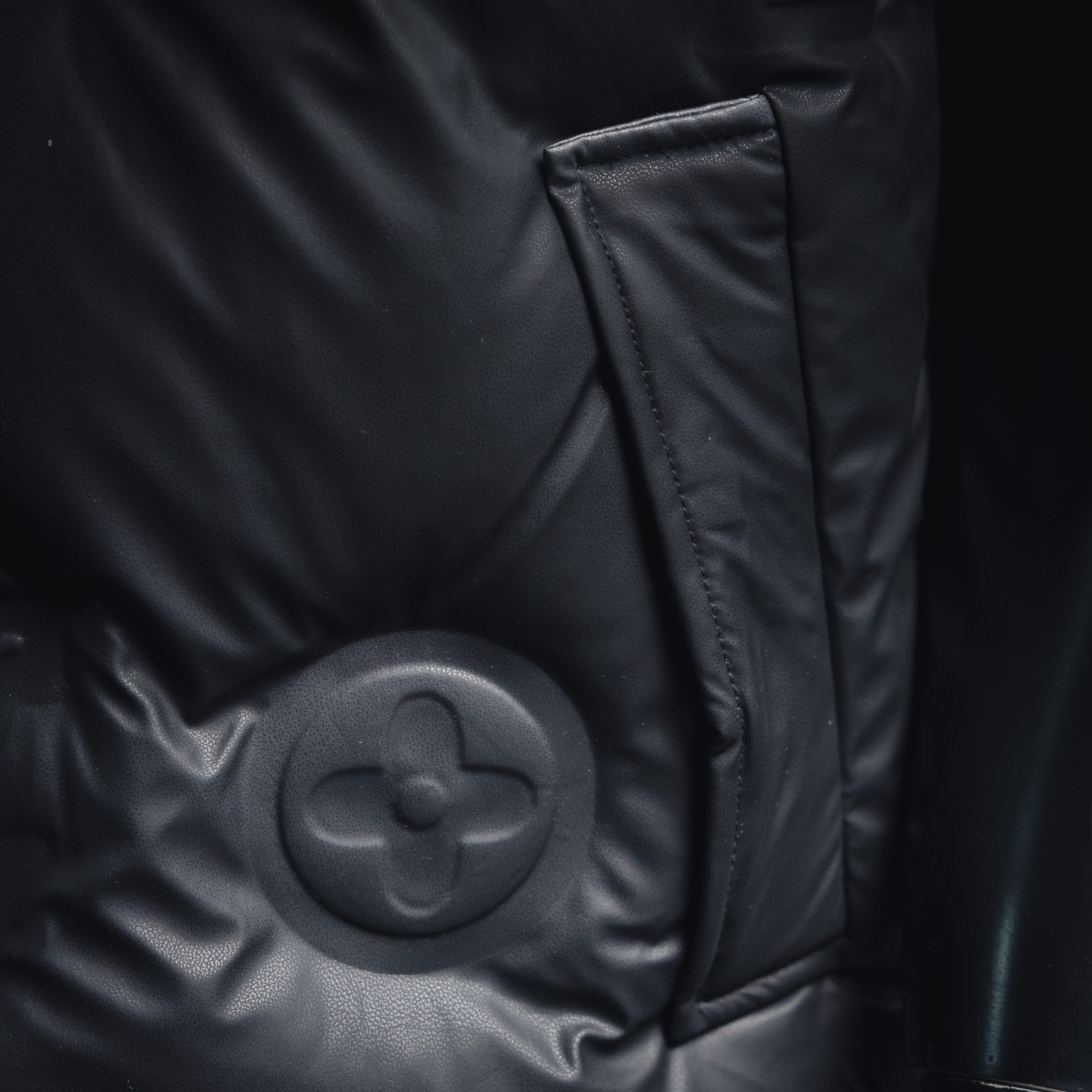 Louis Vuitton Couple Down Vest S-l