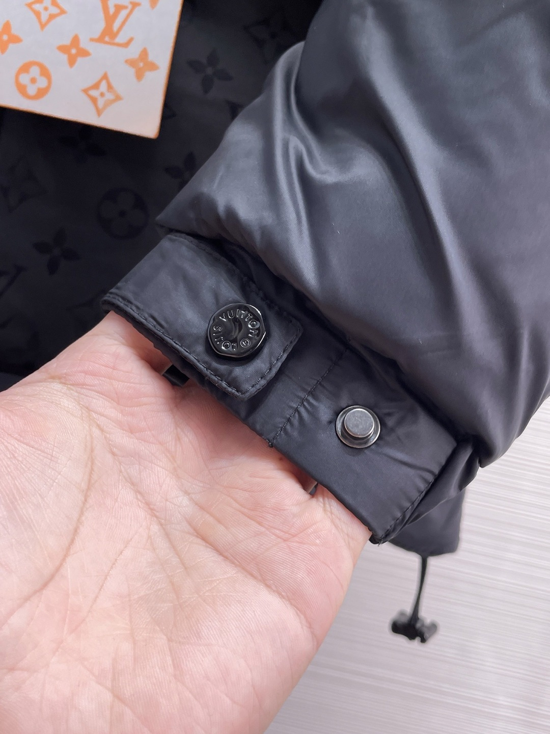 Louis Vuitton Couple Down Jacket Goose Down M-l-xl