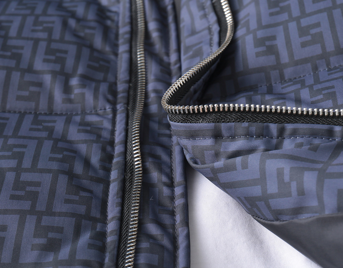 Fendi Couple Down Jacket Goose Down M-l-xl