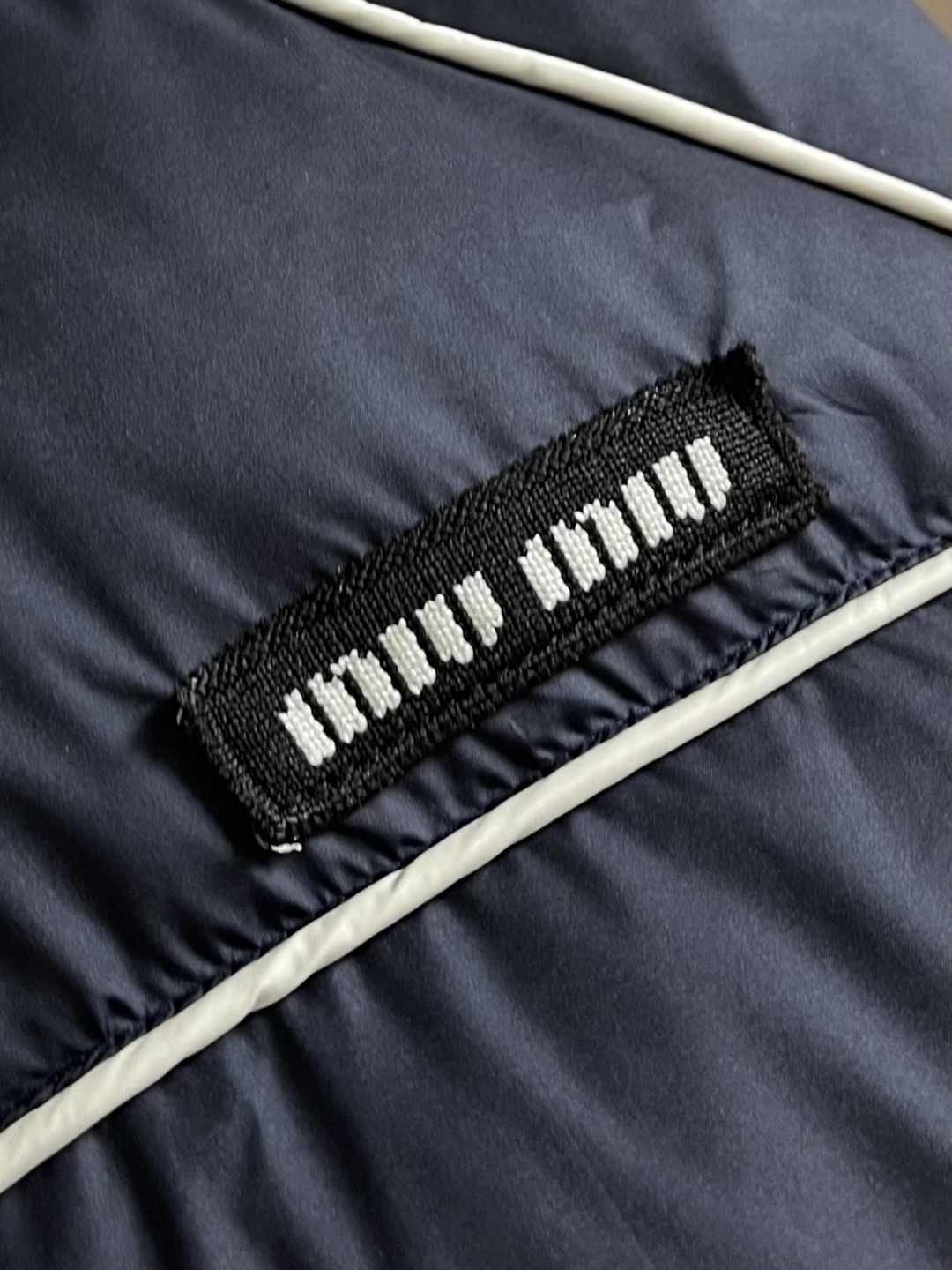 Miu Miu Down Jacket Knitted White Fleece Lined M