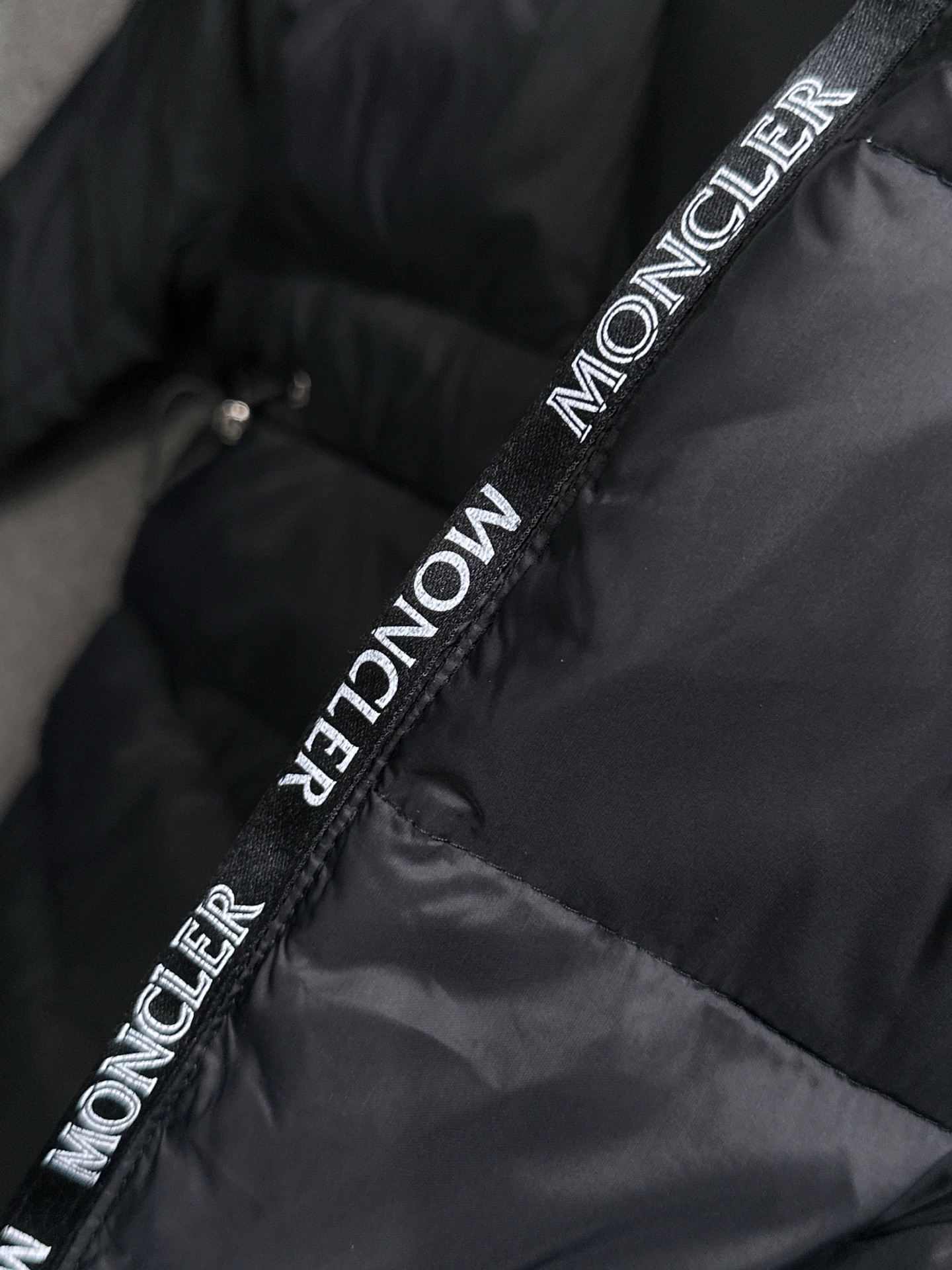 Moncler Couple Down Jacket Goose Down M-l-xl