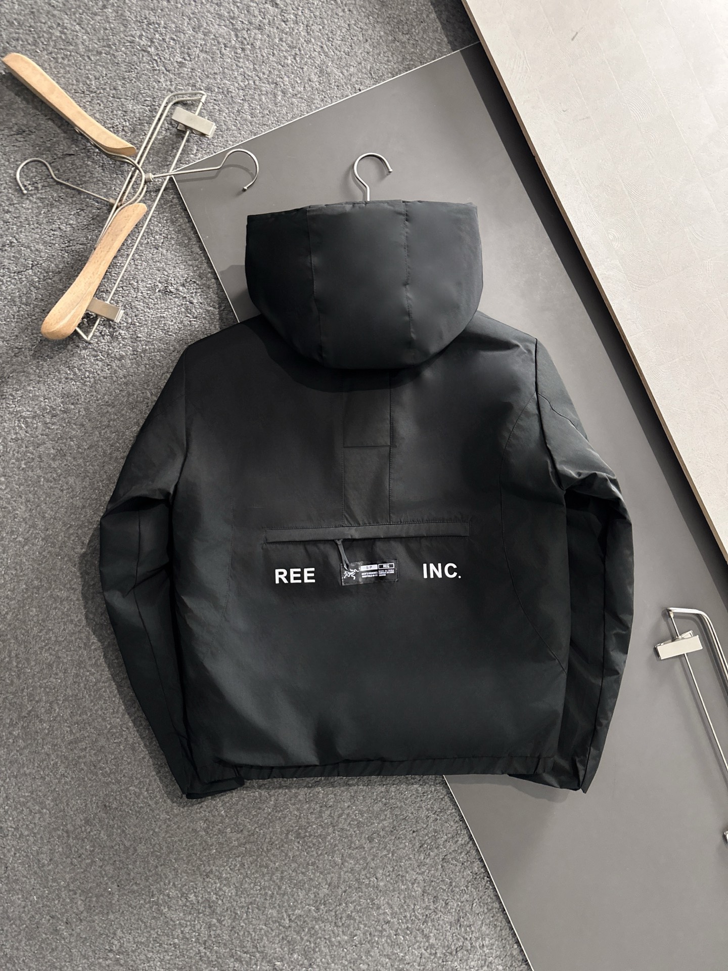 Burberry Couple Down Jacket Goose Down M-l-xl