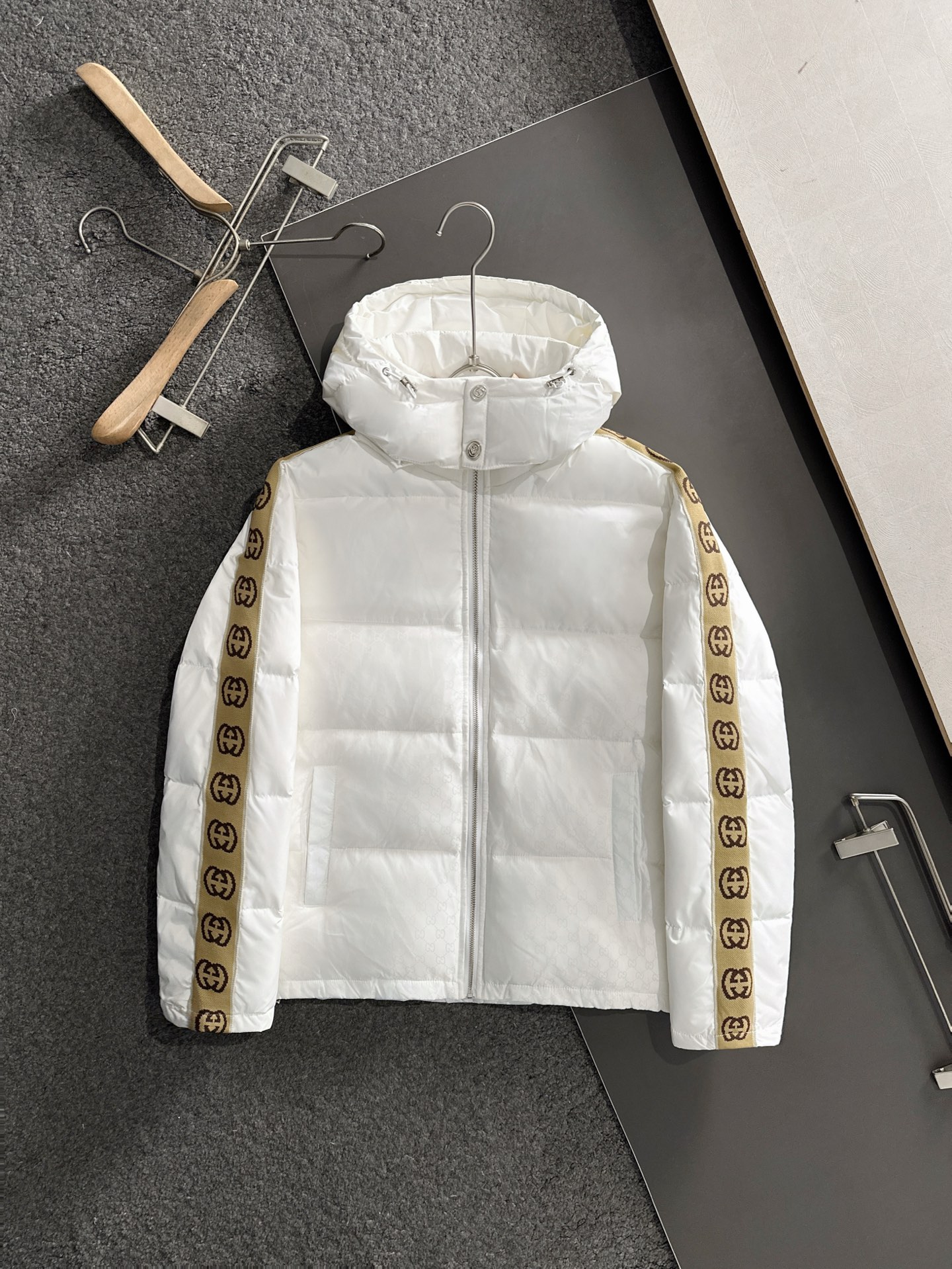 Gucci Couple Down Jacket Goose Down M-l-xl