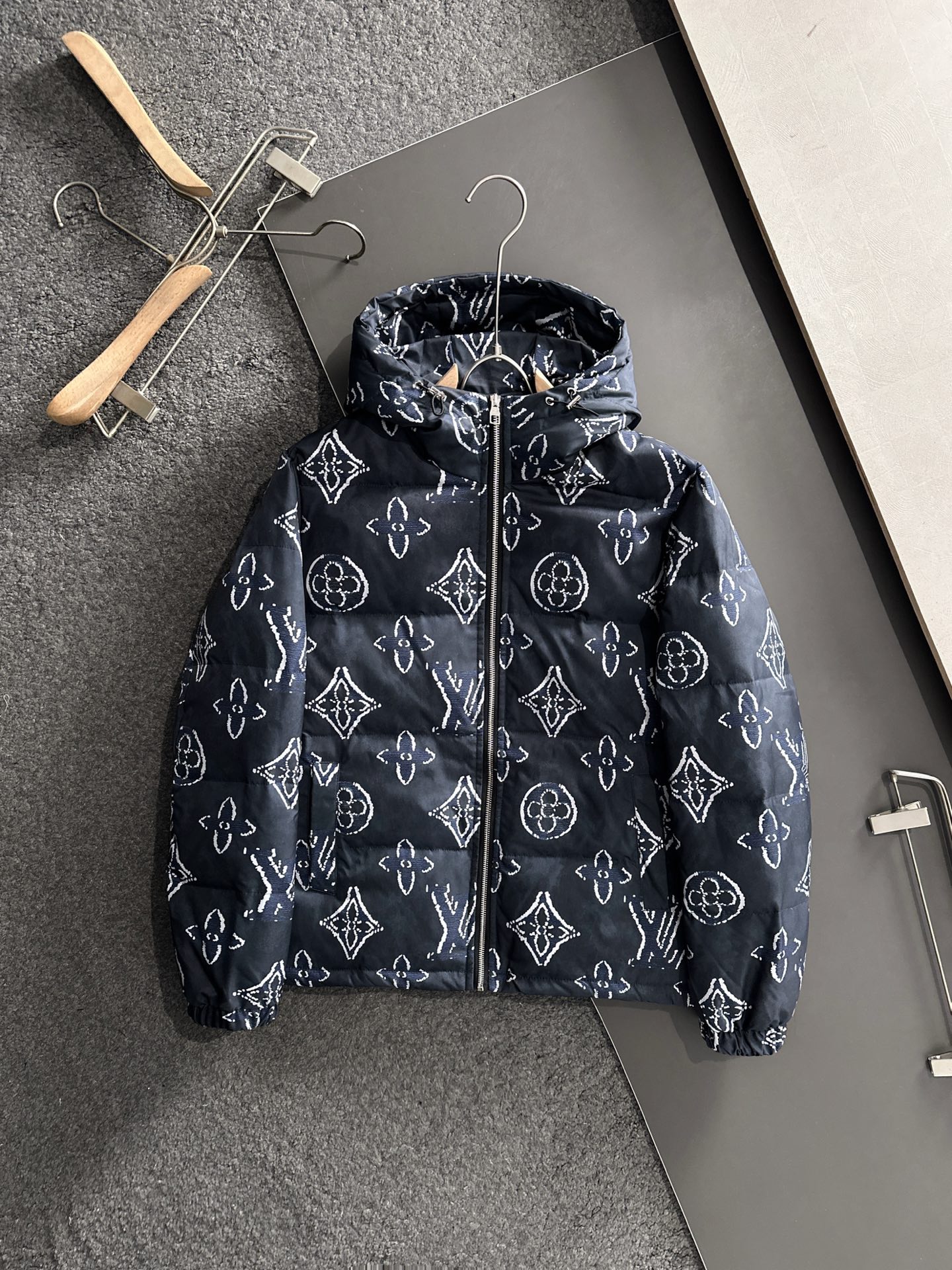 Louis Vuitton Couple Down Jacket Goose Down M-l-xl