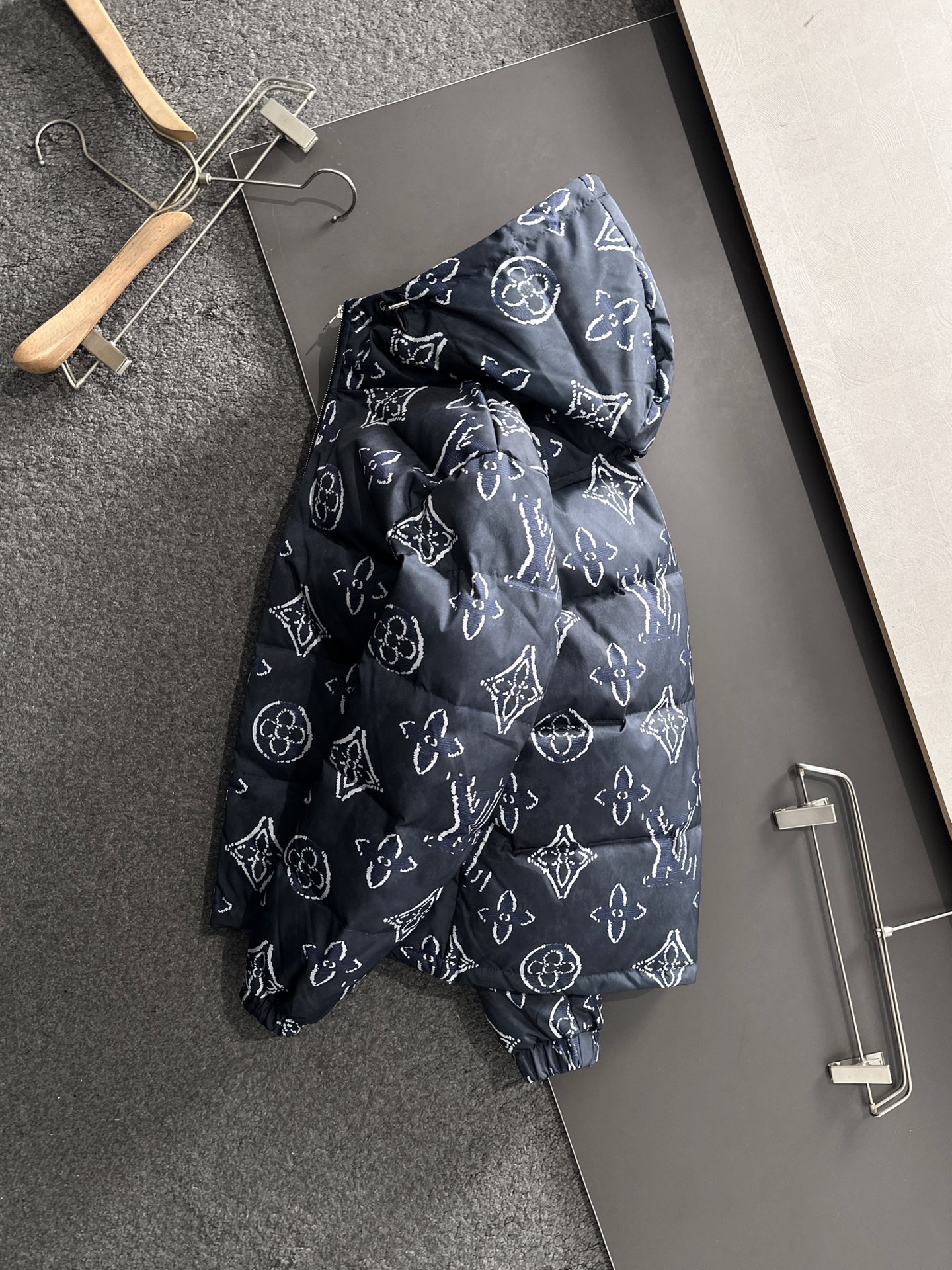 Louis Vuitton Couple Down Jacket Goose Down M-l-xl