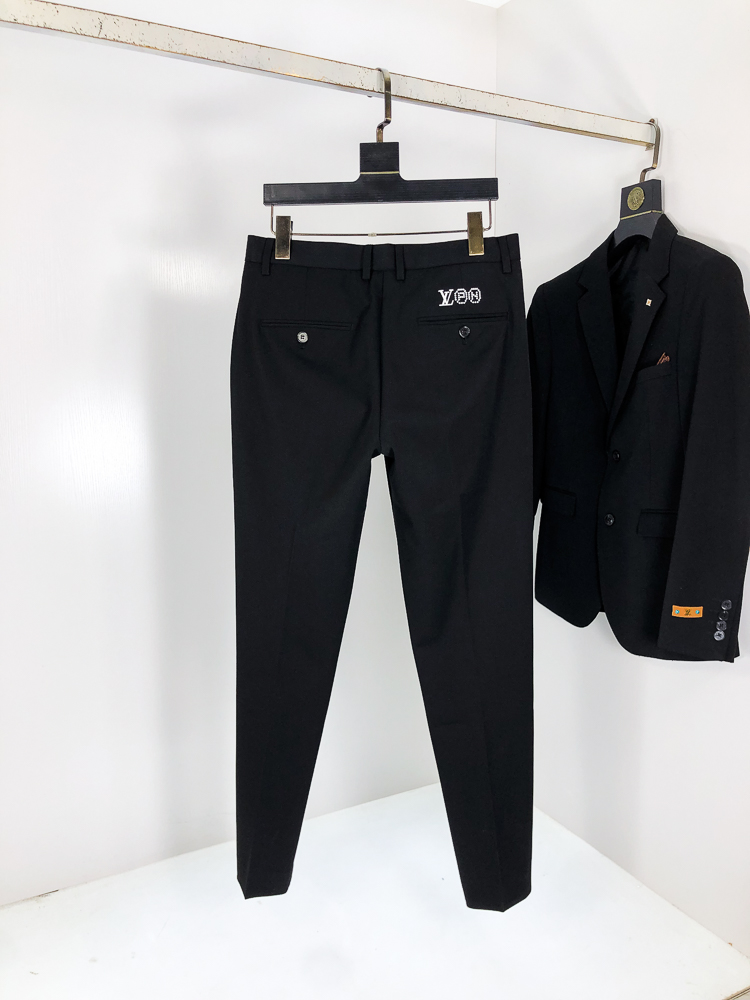 Louis Vuitton Male Basic Clothing Cotton Gray Slim Fit L-175130