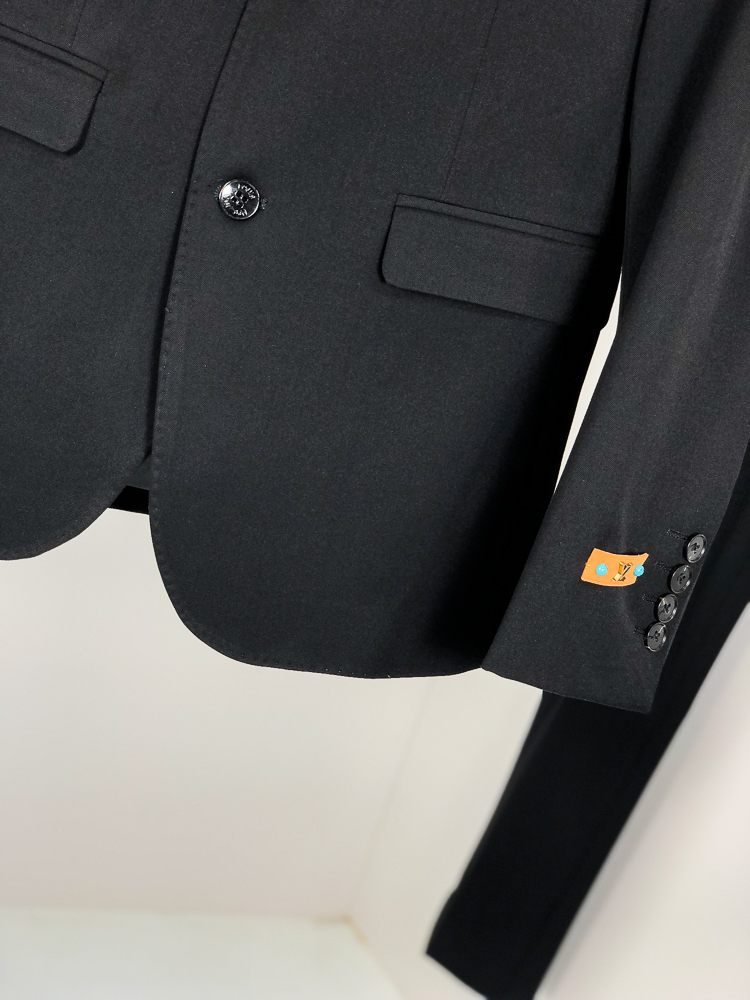 Louis Vuitton Male Basic Clothing Cotton Gray Slim Fit L-175130