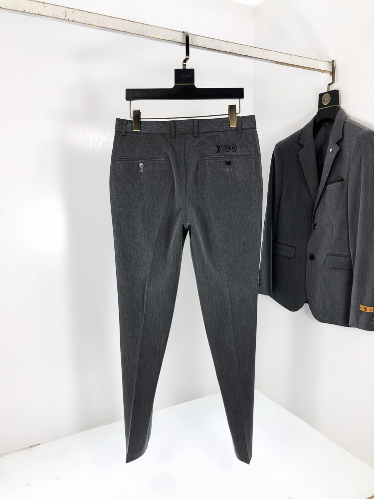 Louis Vuitton Male Basic Clothing Cotton Gray Slim Fit L-175130