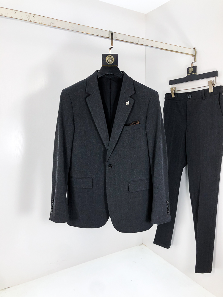 Louis Vuitton Male Basic Clothing Cotton Gray Slim Fit L-175130