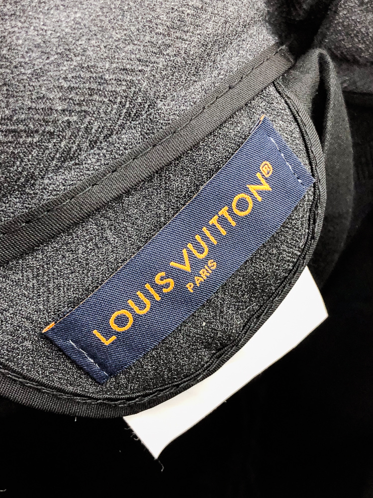 Louis Vuitton Male Basic Clothing Cotton Gray Slim Fit L-175130