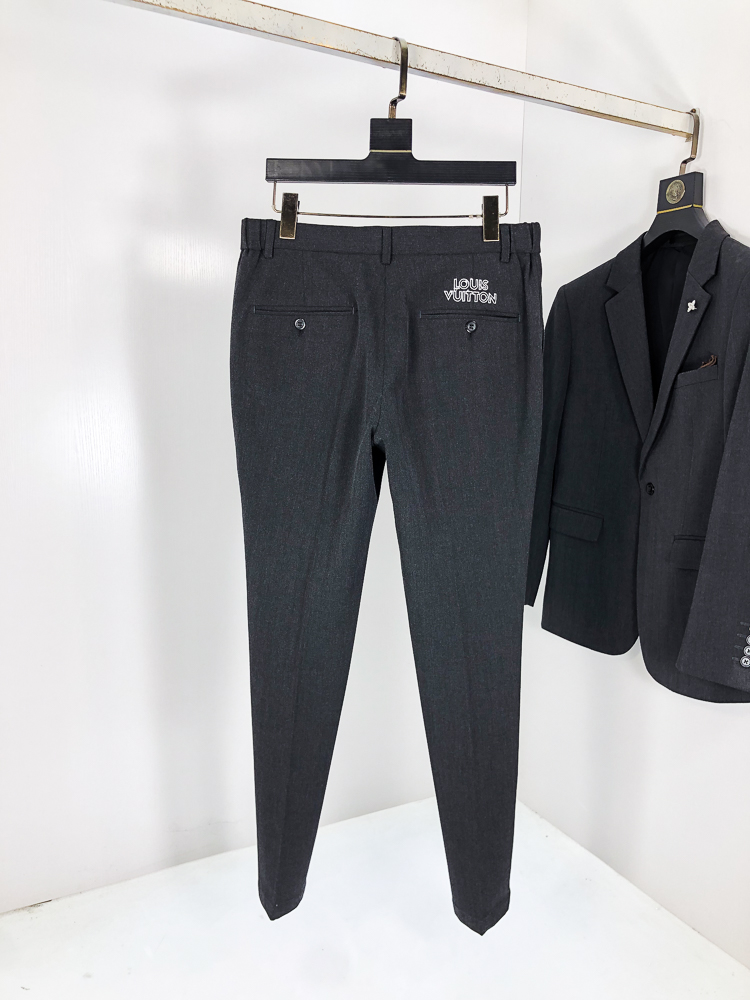 Louis Vuitton Male Basic Clothing Cotton Gray Slim Fit L-175130