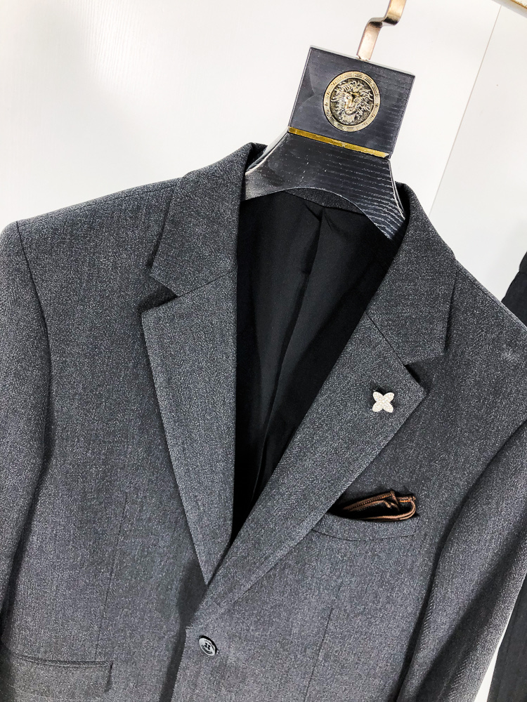 Louis Vuitton Male Basic Clothing Cotton Gray Slim Fit L-175130