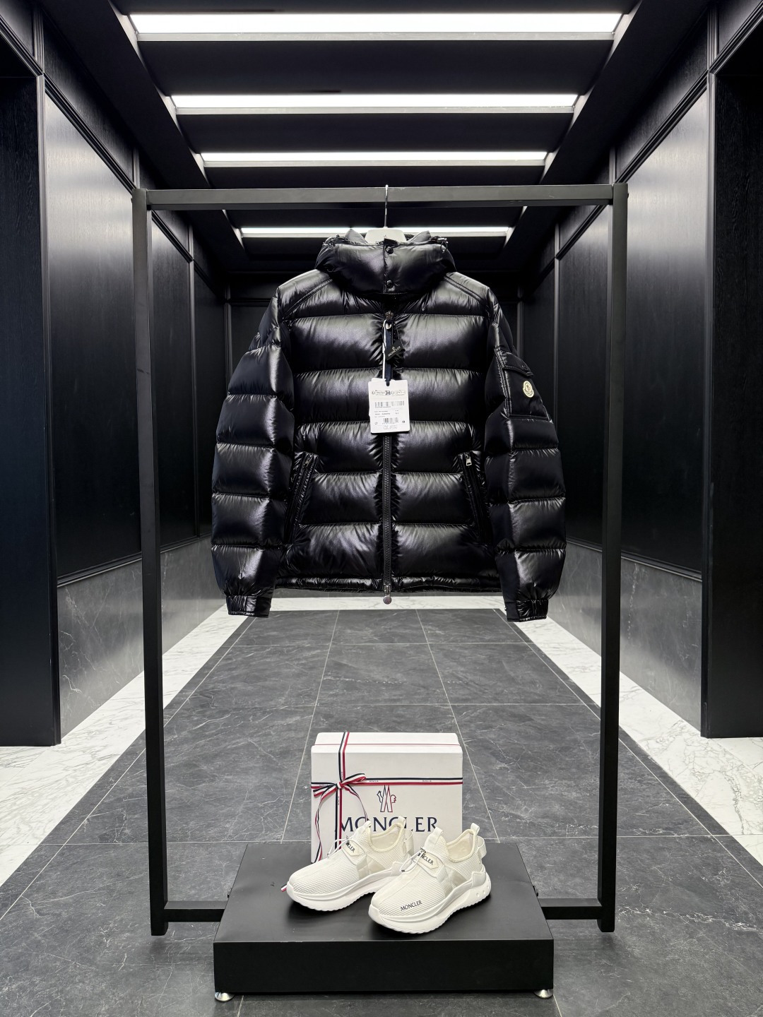 Moncler Male Down Jacket Couple Style S-m-l