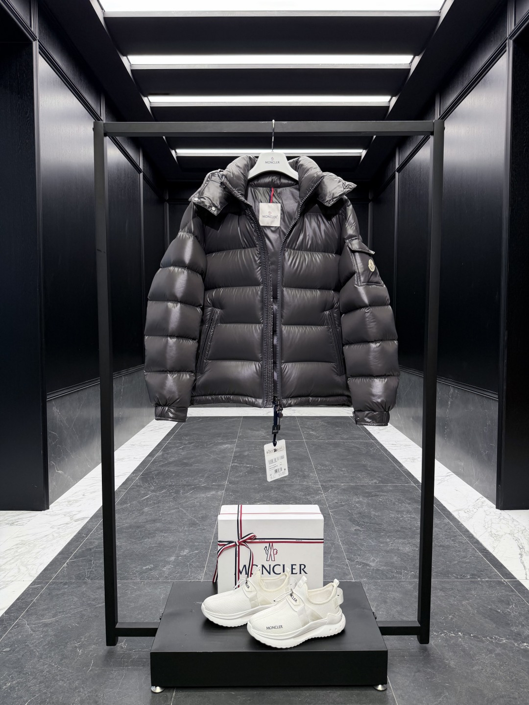 Moncler Male Down Jacket Gray Hooded S-m-l