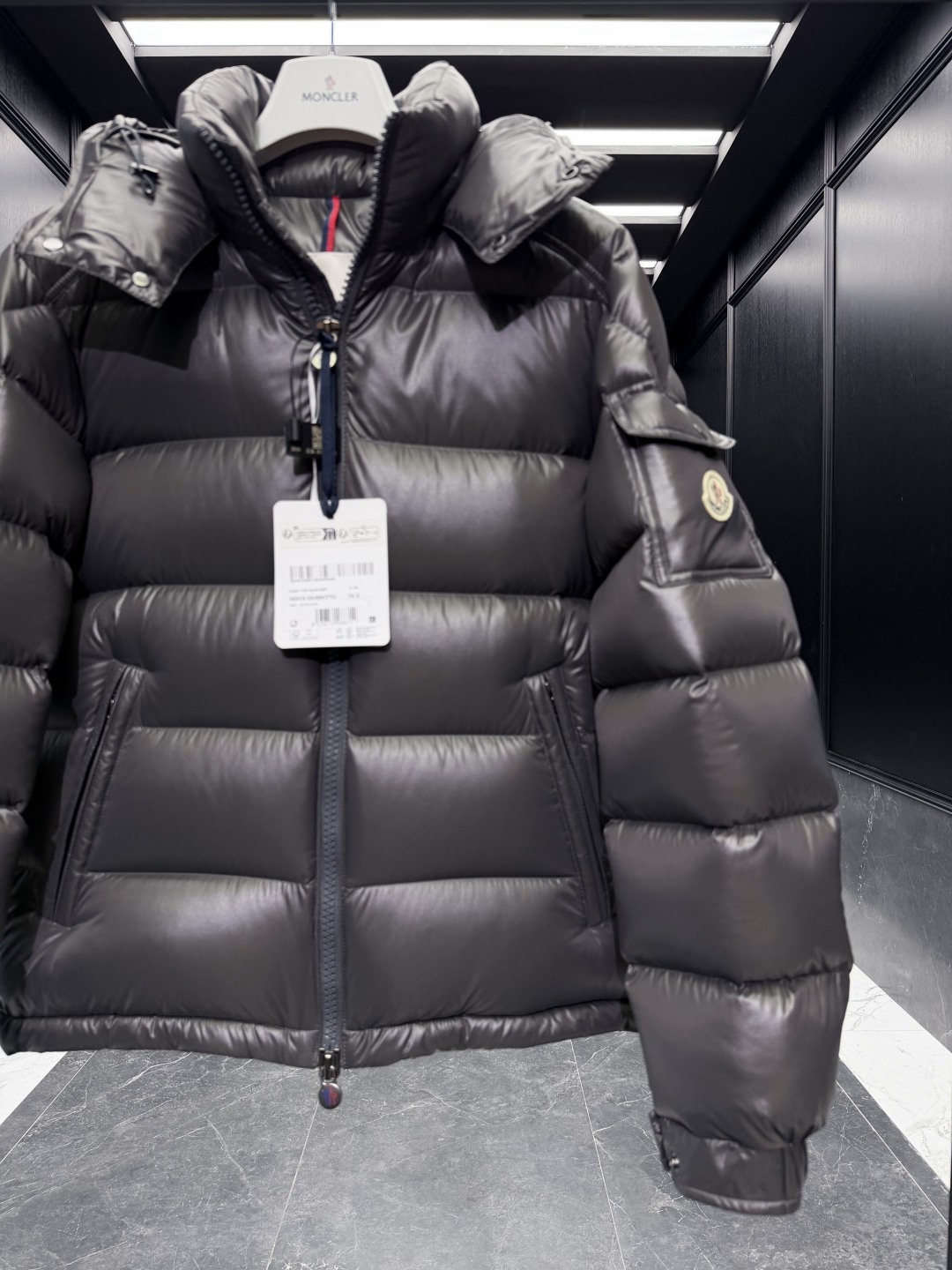 Moncler Male Down Jacket Gray Hooded S-m-l
