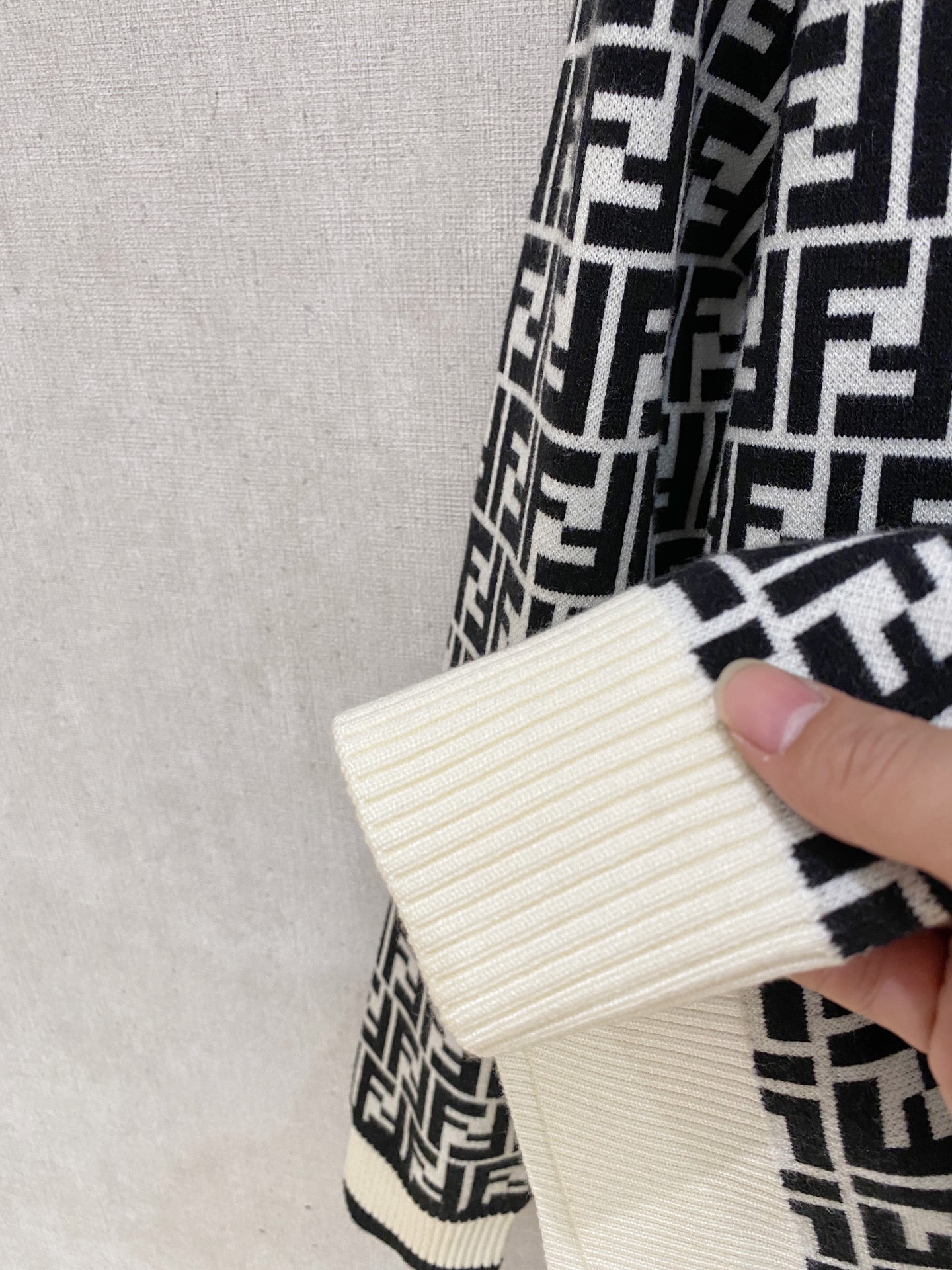 Fendi Male Basic Clothing Wool M-xxxl