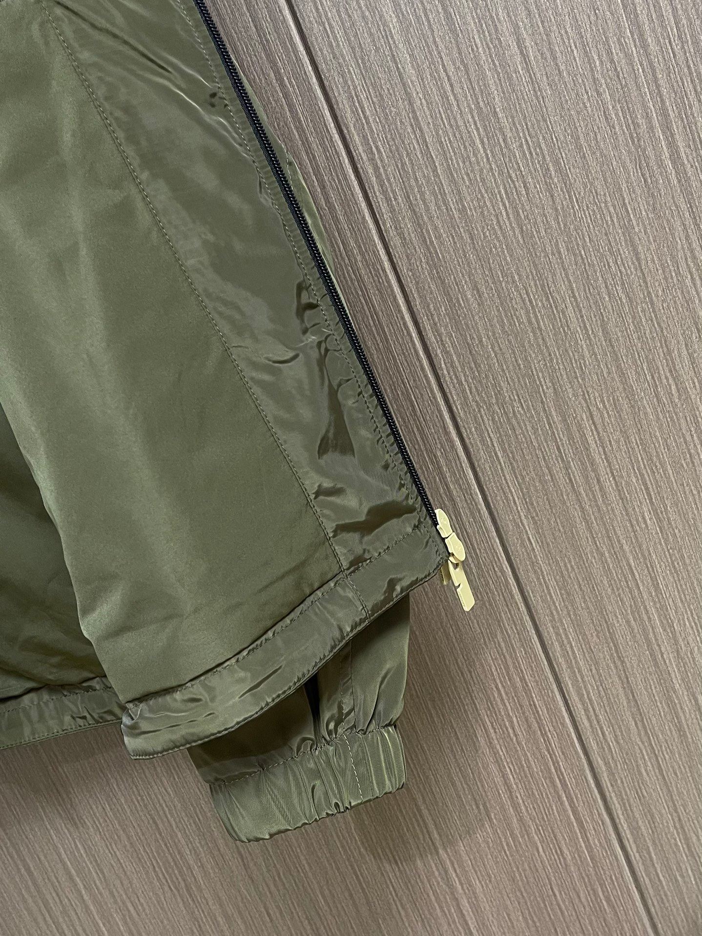 Burberry Basic Clothing Hooded M-xl