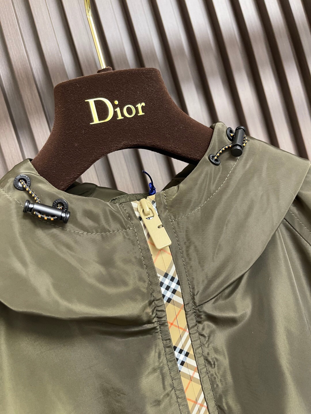 Burberry Basic Clothing Hooded M-xl