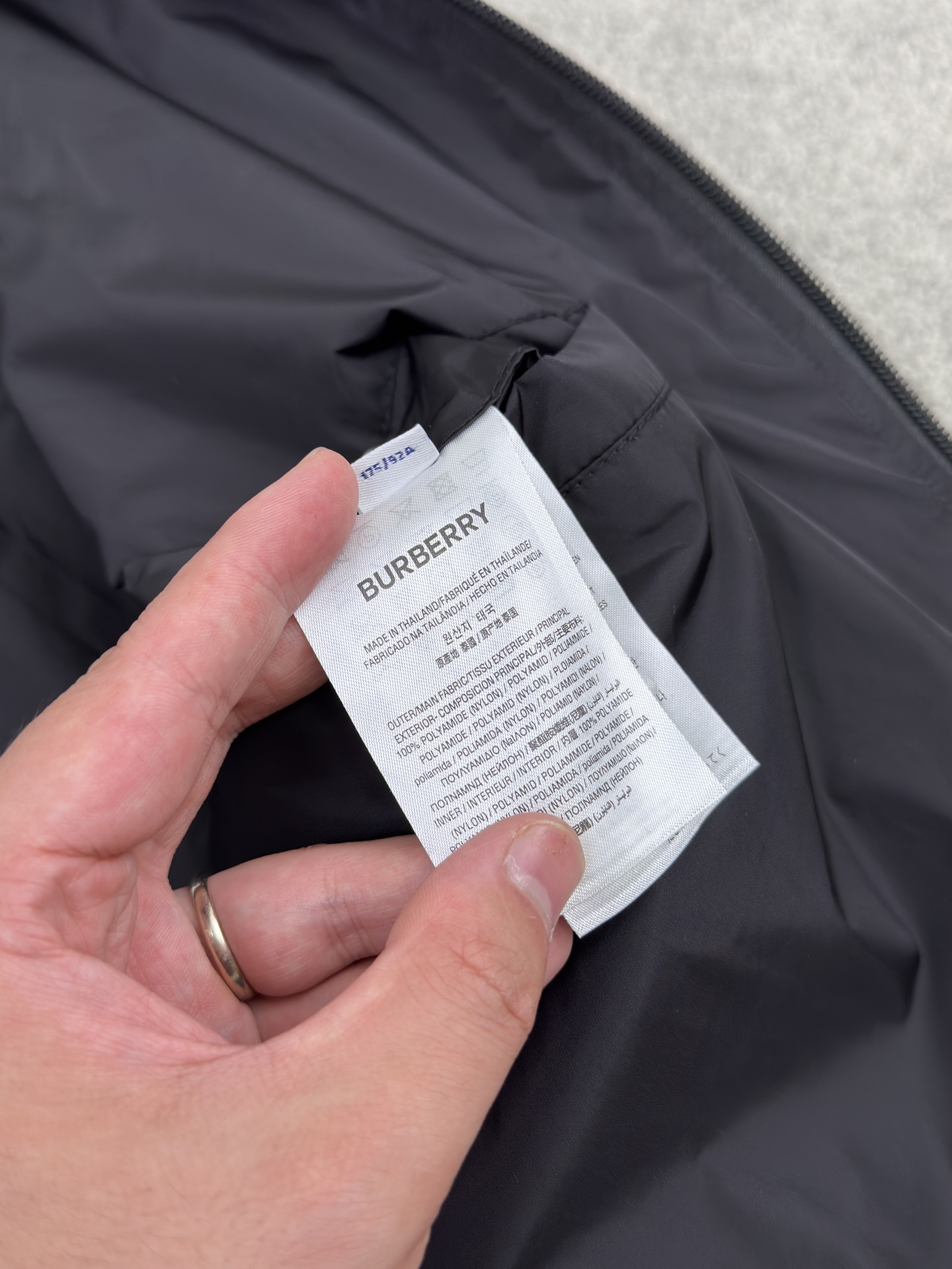 Burberry Basic Clothing Cotton Black Hooded M-xl