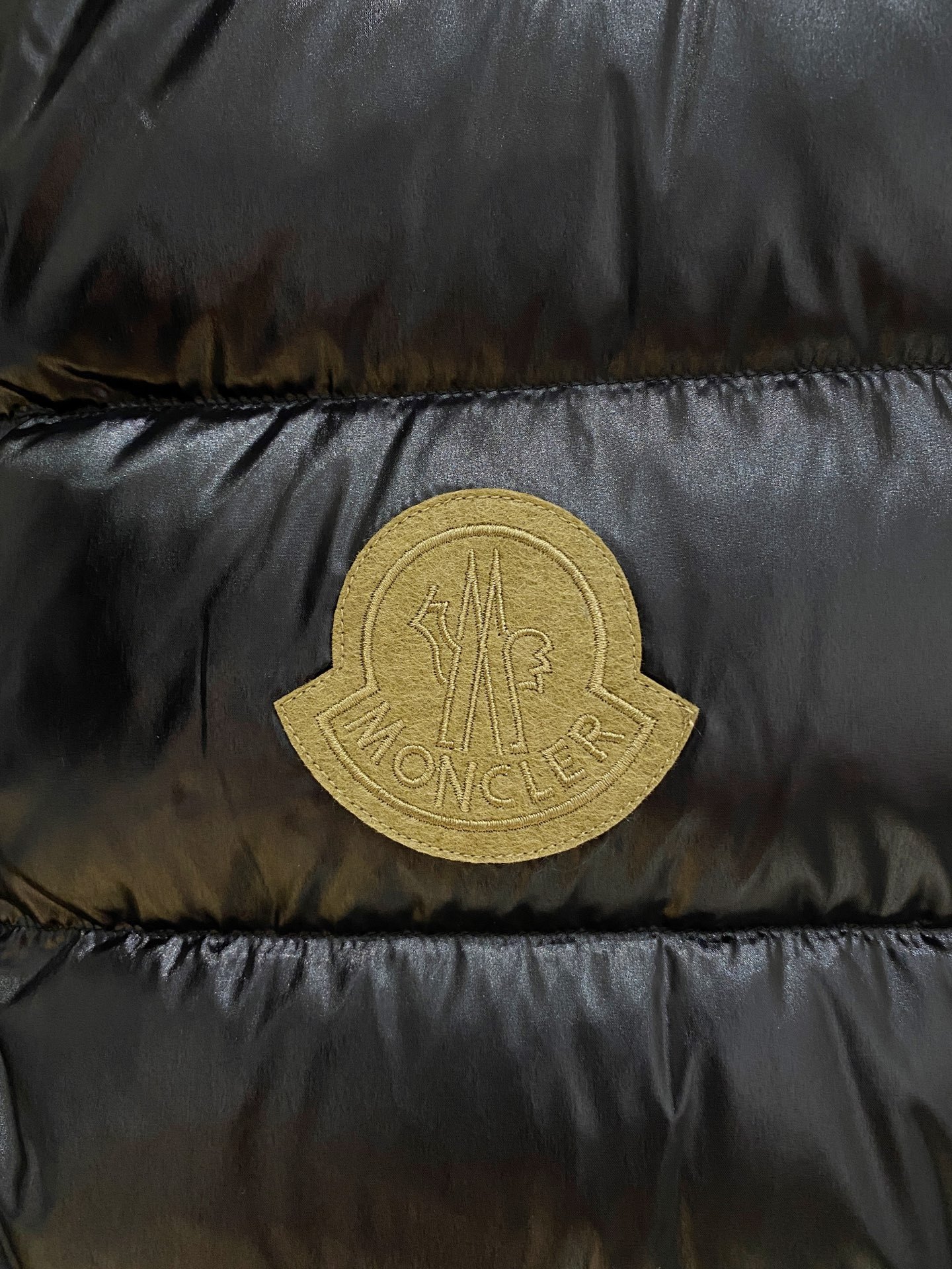 Moncler Down Vest White Duck Down Black Striped M-l-xl