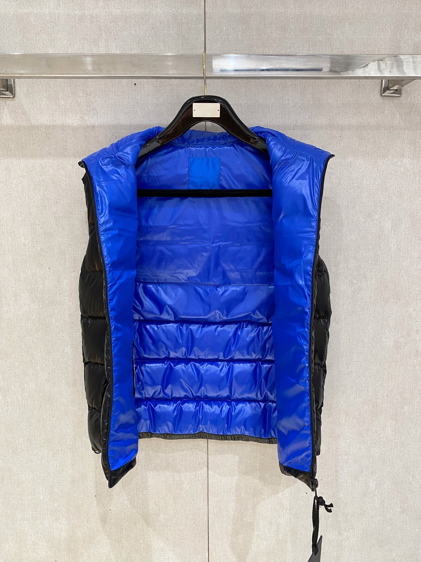 Moncler Down Vest White Duck Down Black Striped M-l-xl