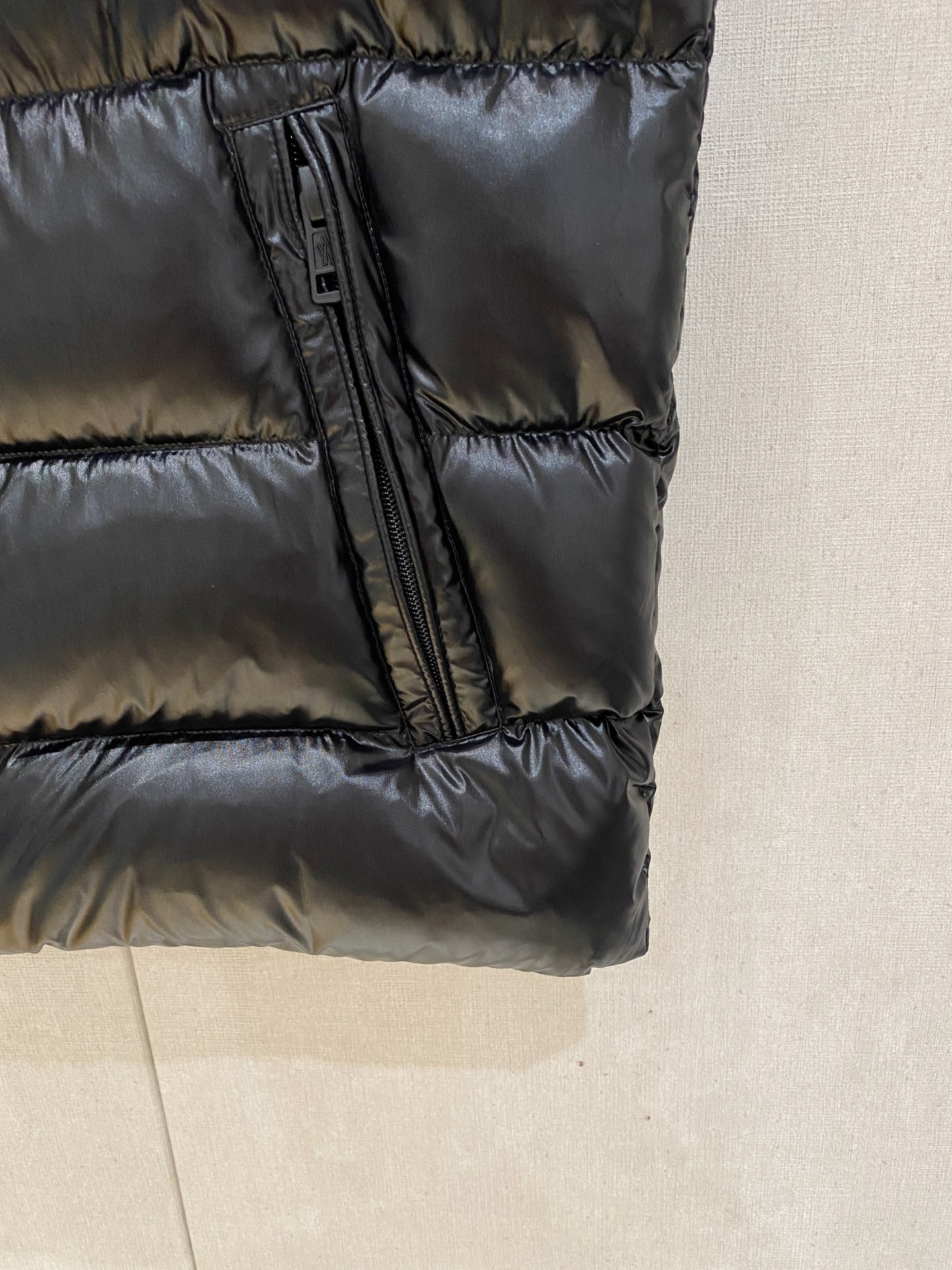 Moncler Down Vest White Duck Down Black Striped M-l-xl