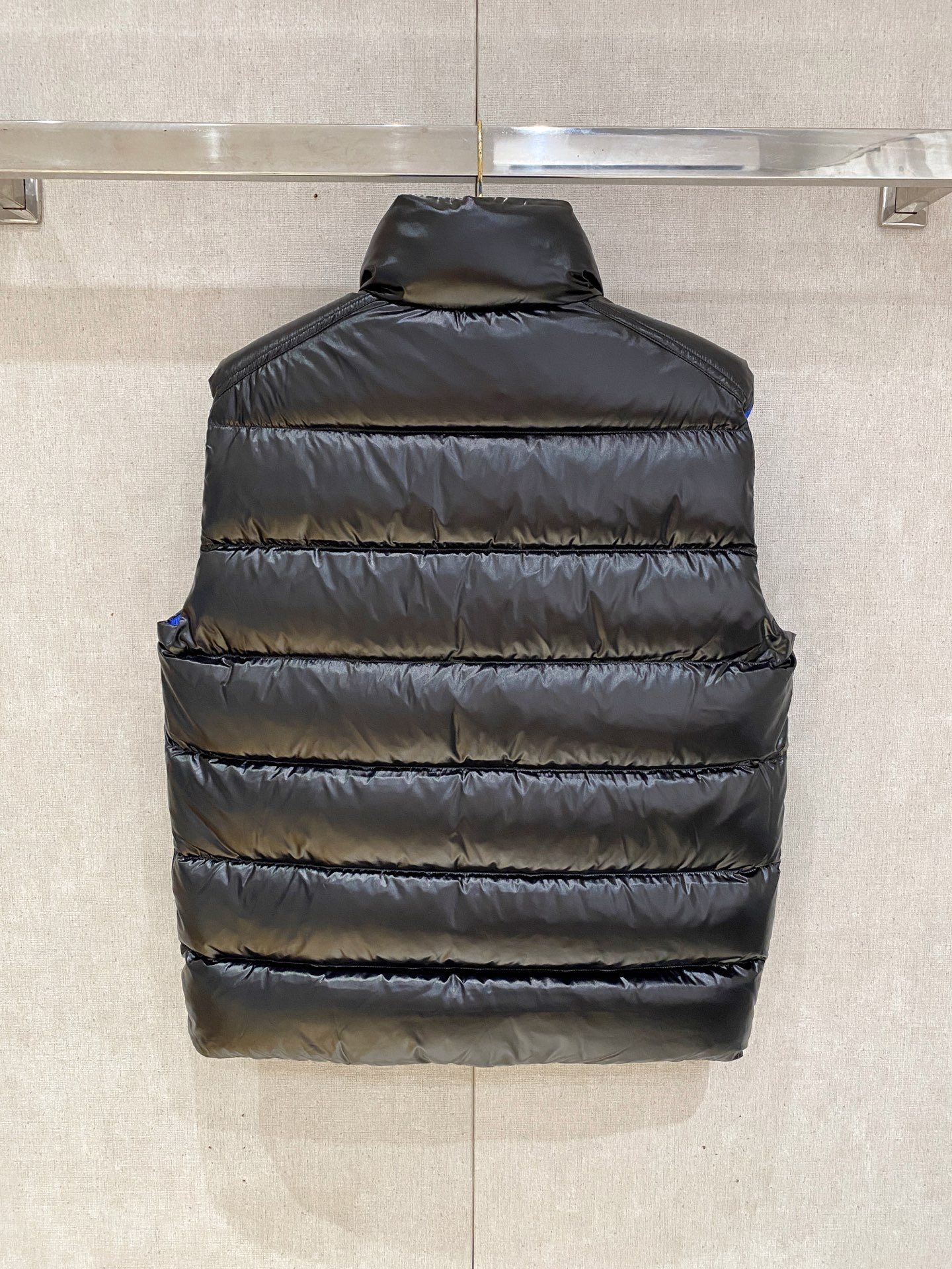 Moncler Down Vest White Duck Down Black Striped M-l-xl