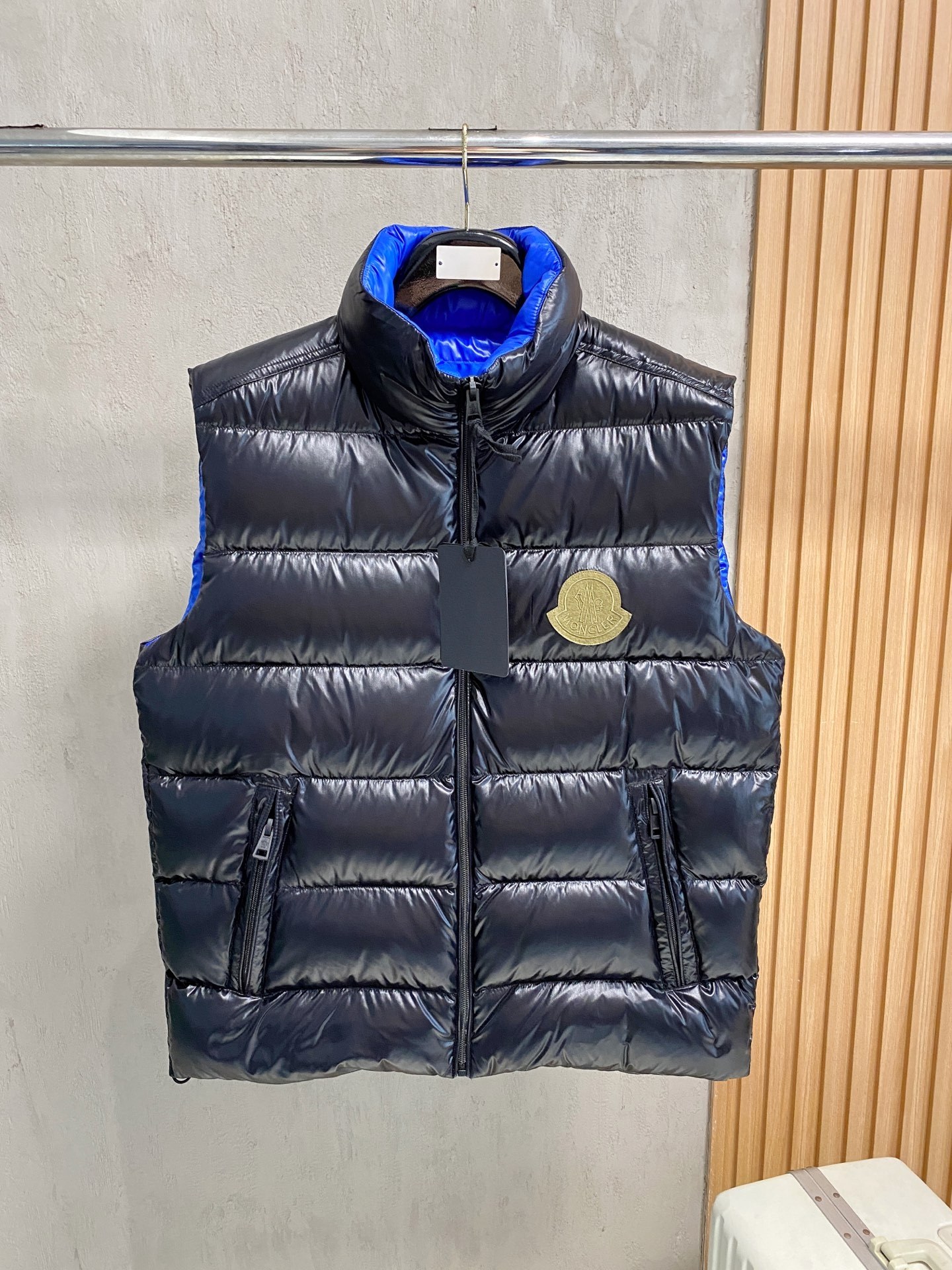 Moncler Down Vest White Duck Down Black Striped M-l-xl