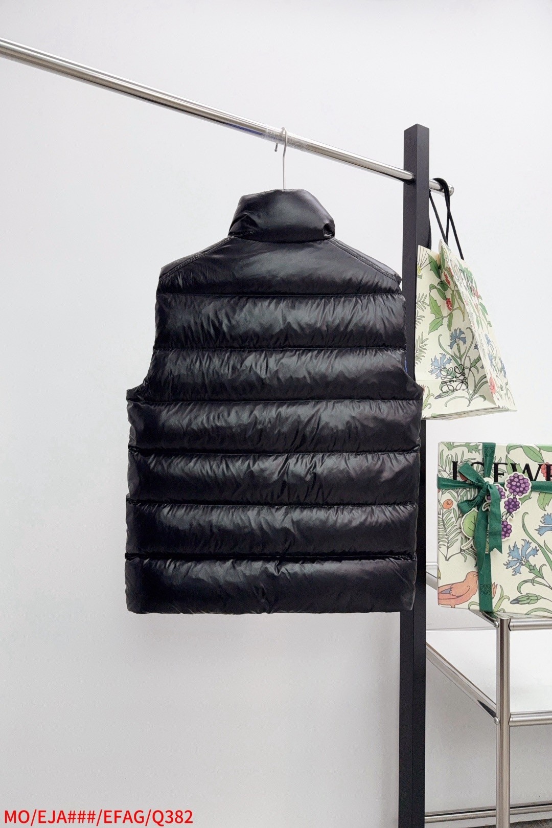 Moncler Down Vest White Duck Down Black Striped M-l-xl