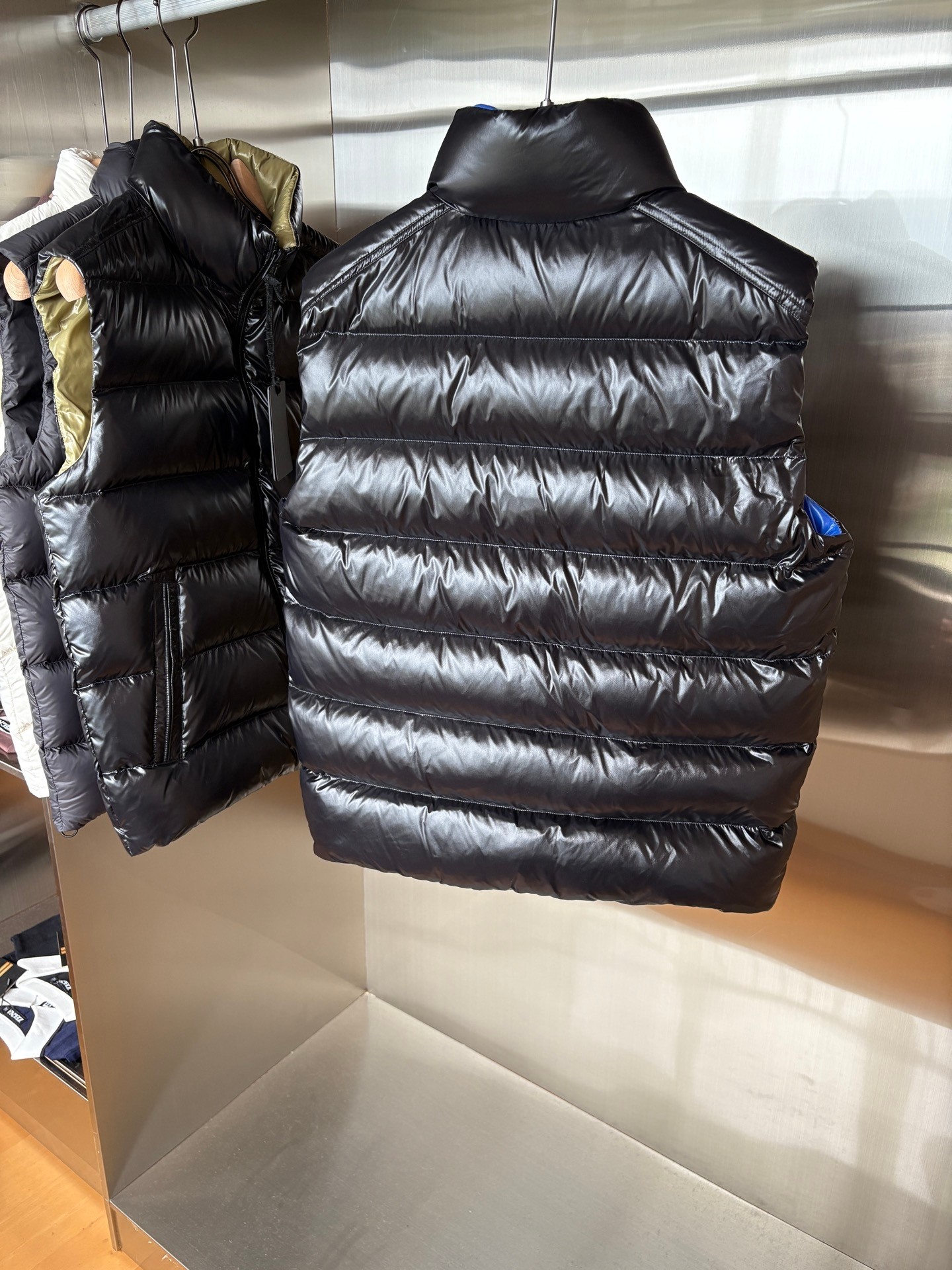 Moncler Down Vest White Duck Down Black Striped M-l-xl