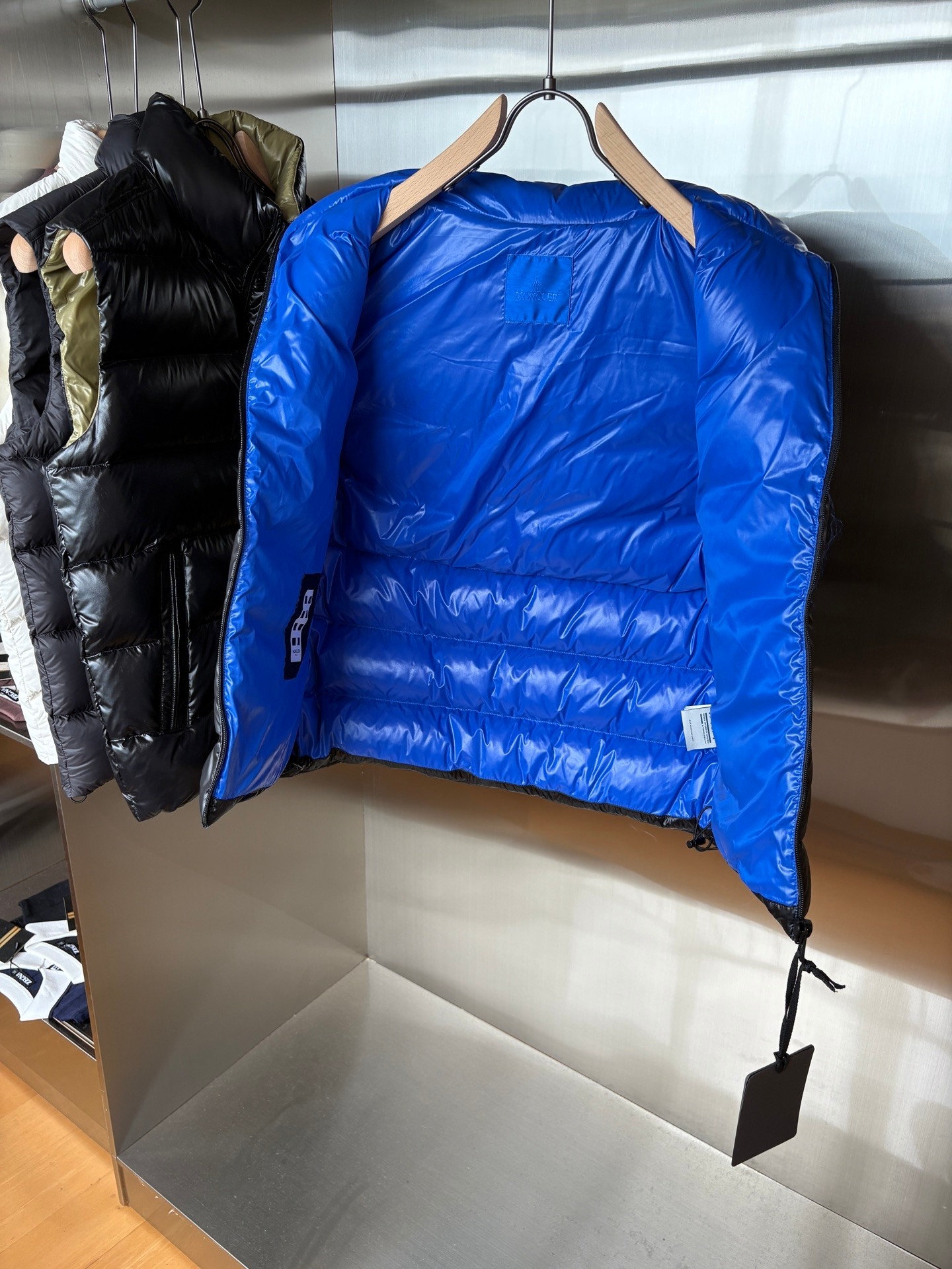 Moncler Down Vest White Duck Down Black Striped M-l-xl