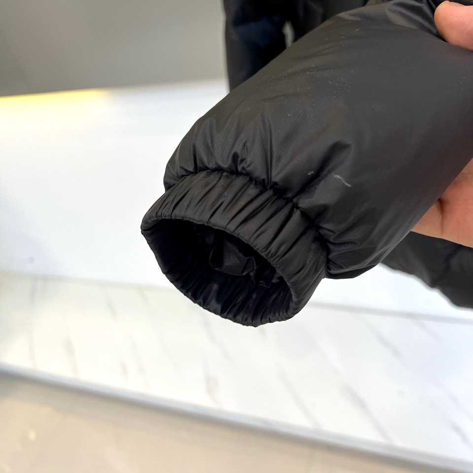 Moncler Down Jacket Goose Down Gray Hooded M-l