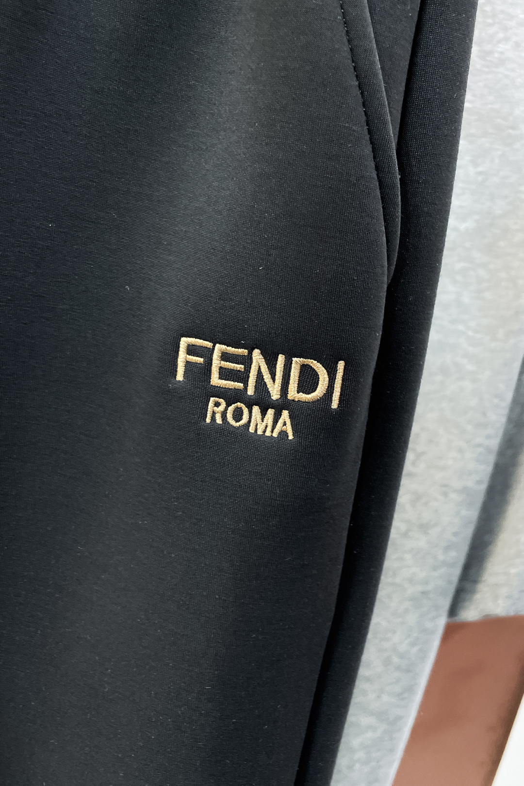Fendi Basic Clothing Black Fleece Lined S-m-xl