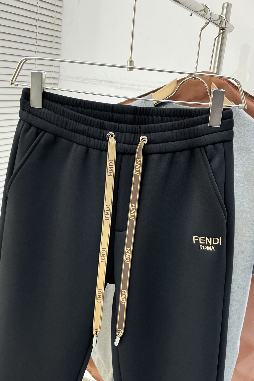 Fendi Basic Clothing Black Fleece Lined S-m-xl