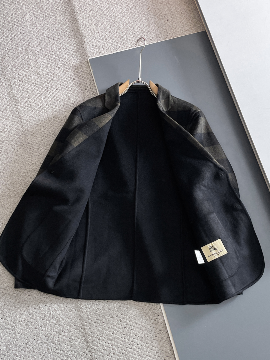 Burberry Male Basic Clothing M-l-xl