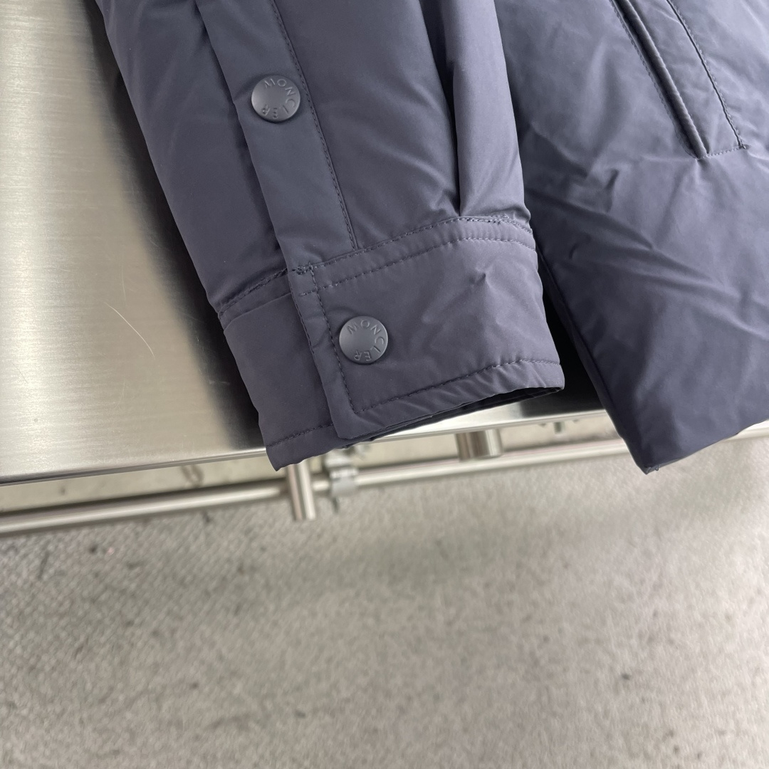 Moncler Shirt White Duck Down Slim Fit M