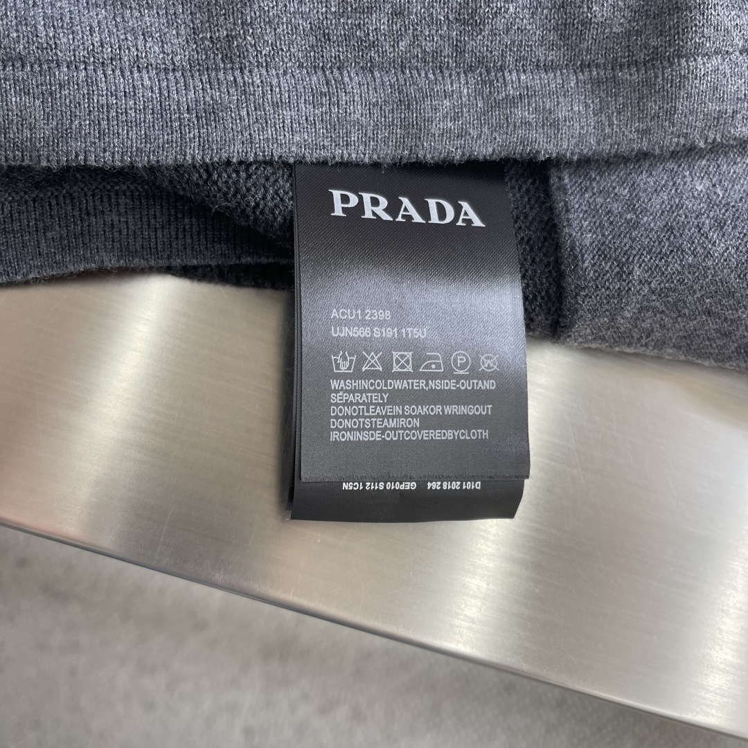 Prada Couple Basic Clothing Wool S-m-l-xl