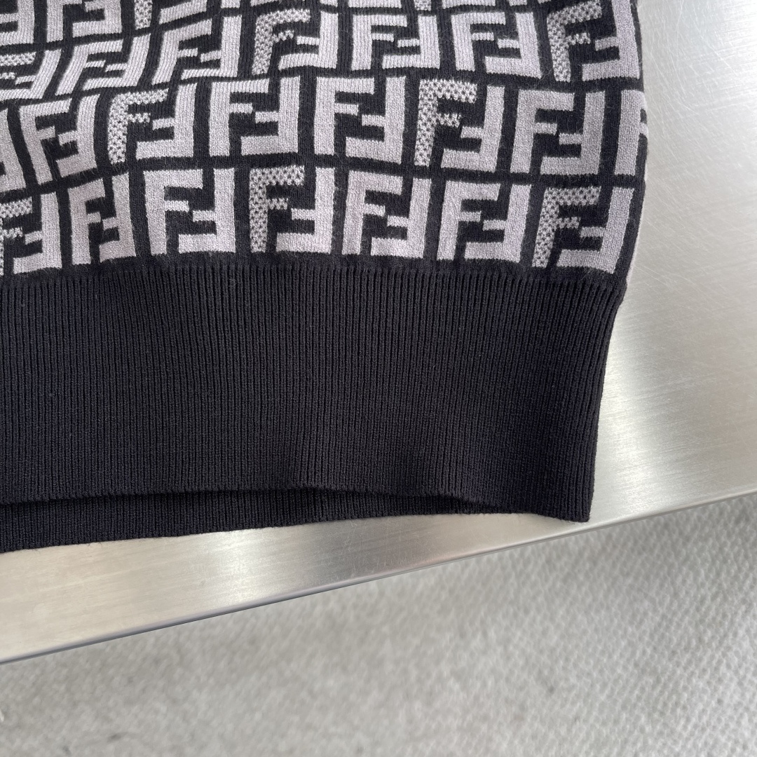 Fendi Basic Clothing Knitted Black