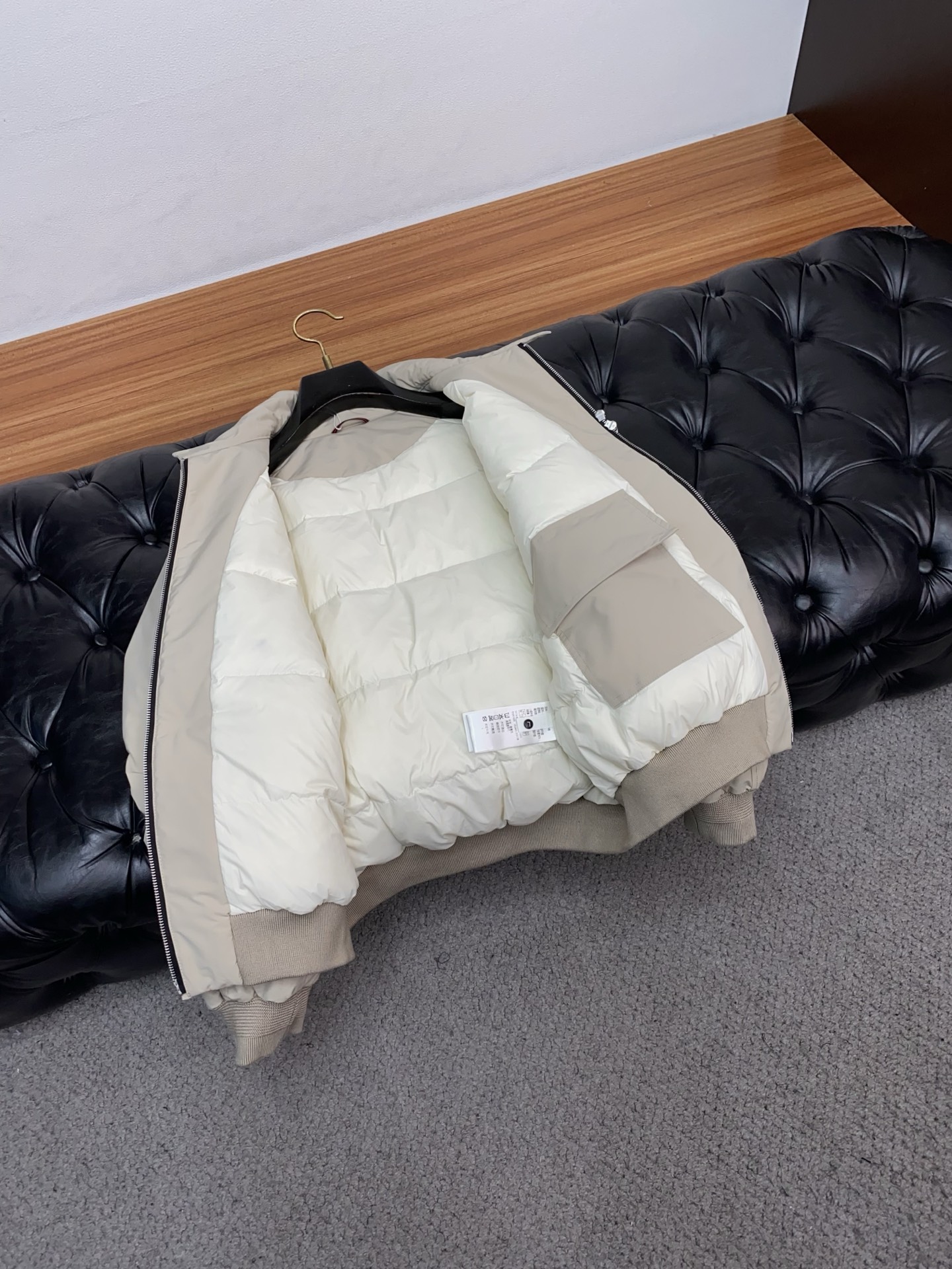 Balenciaga Male Down Jacket White Duck Down Hooded M-l-xl