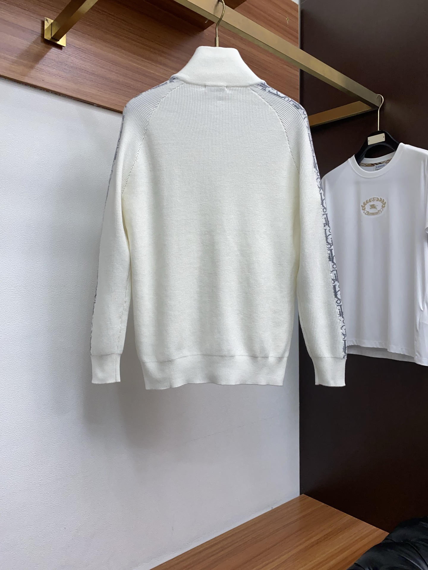 Dior Male Basic Clothing Knitted