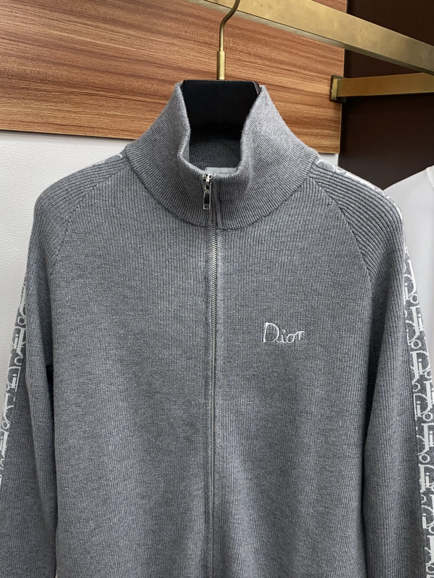 Dior Male Basic Clothing Knitted