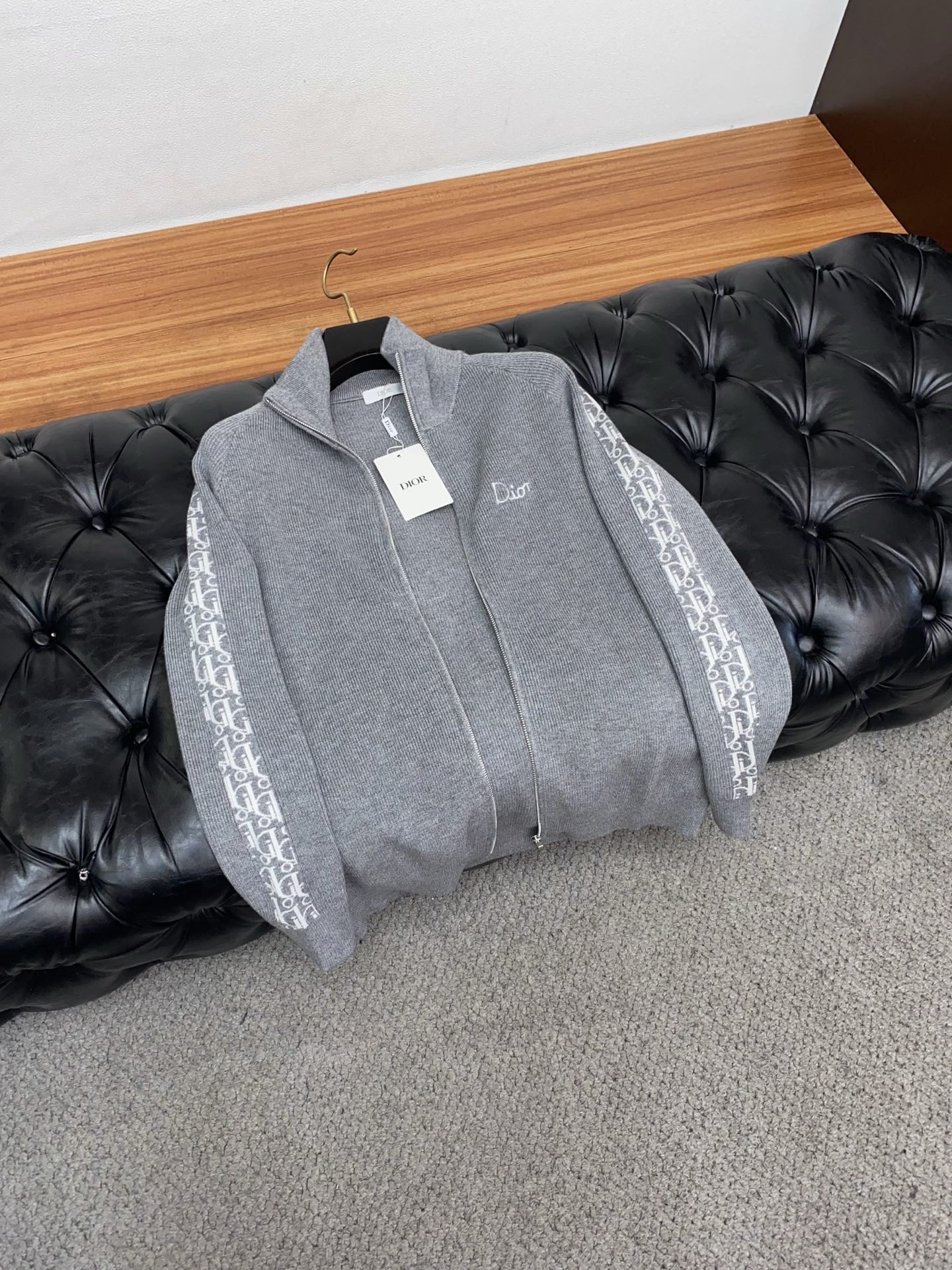 Dior Male Basic Clothing Knitted