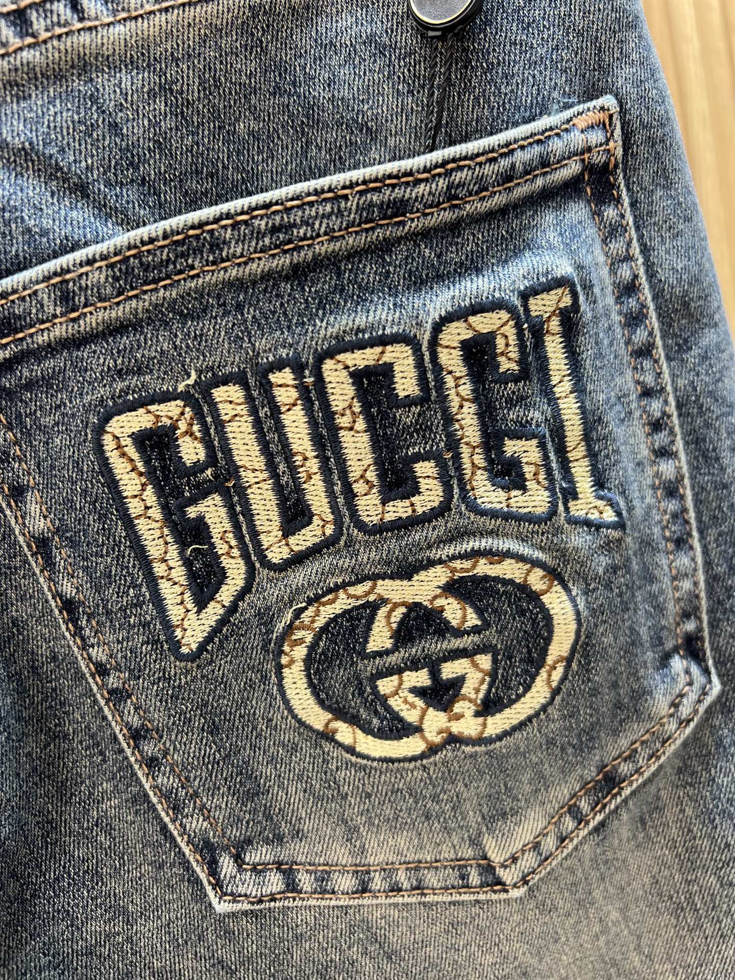 Gucci Jeans 175140-32