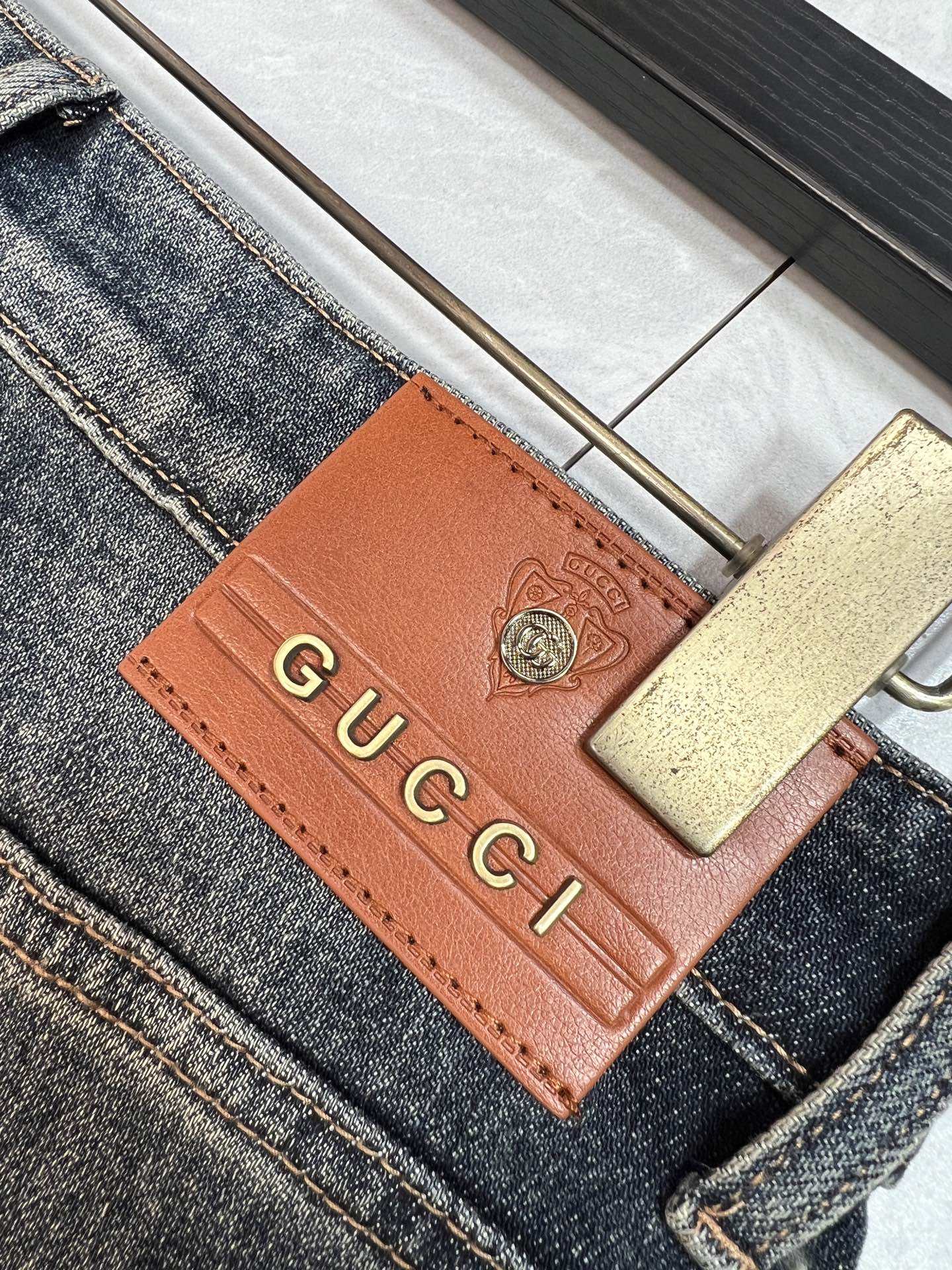Gucci Jeans 175140-32
