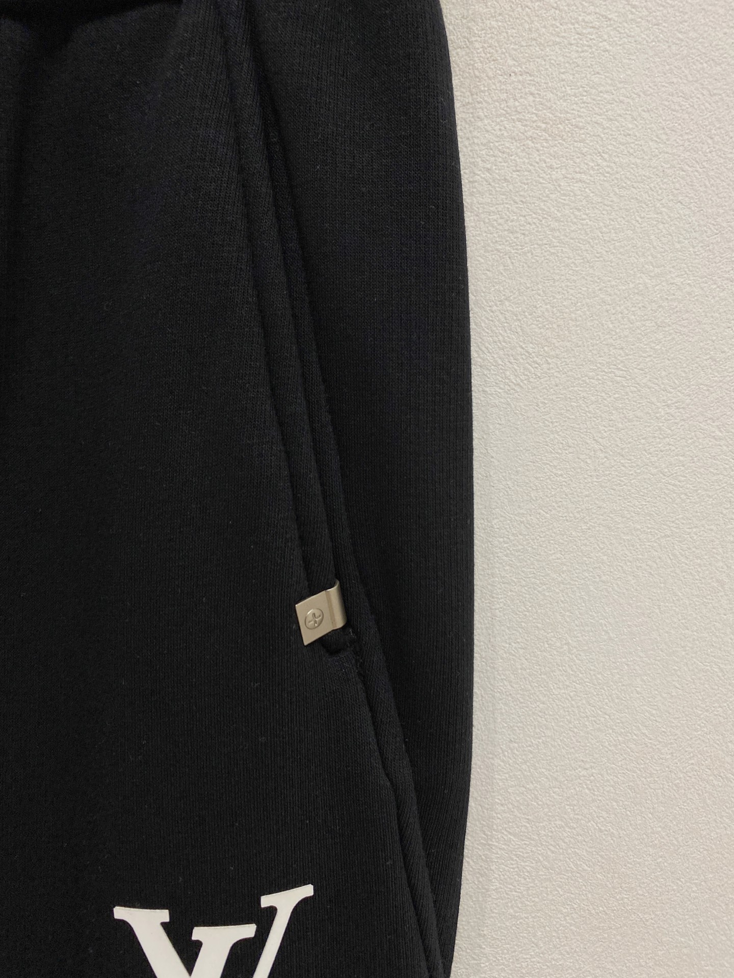 Louis Vuitton Basic Clothing S-m-l-xl