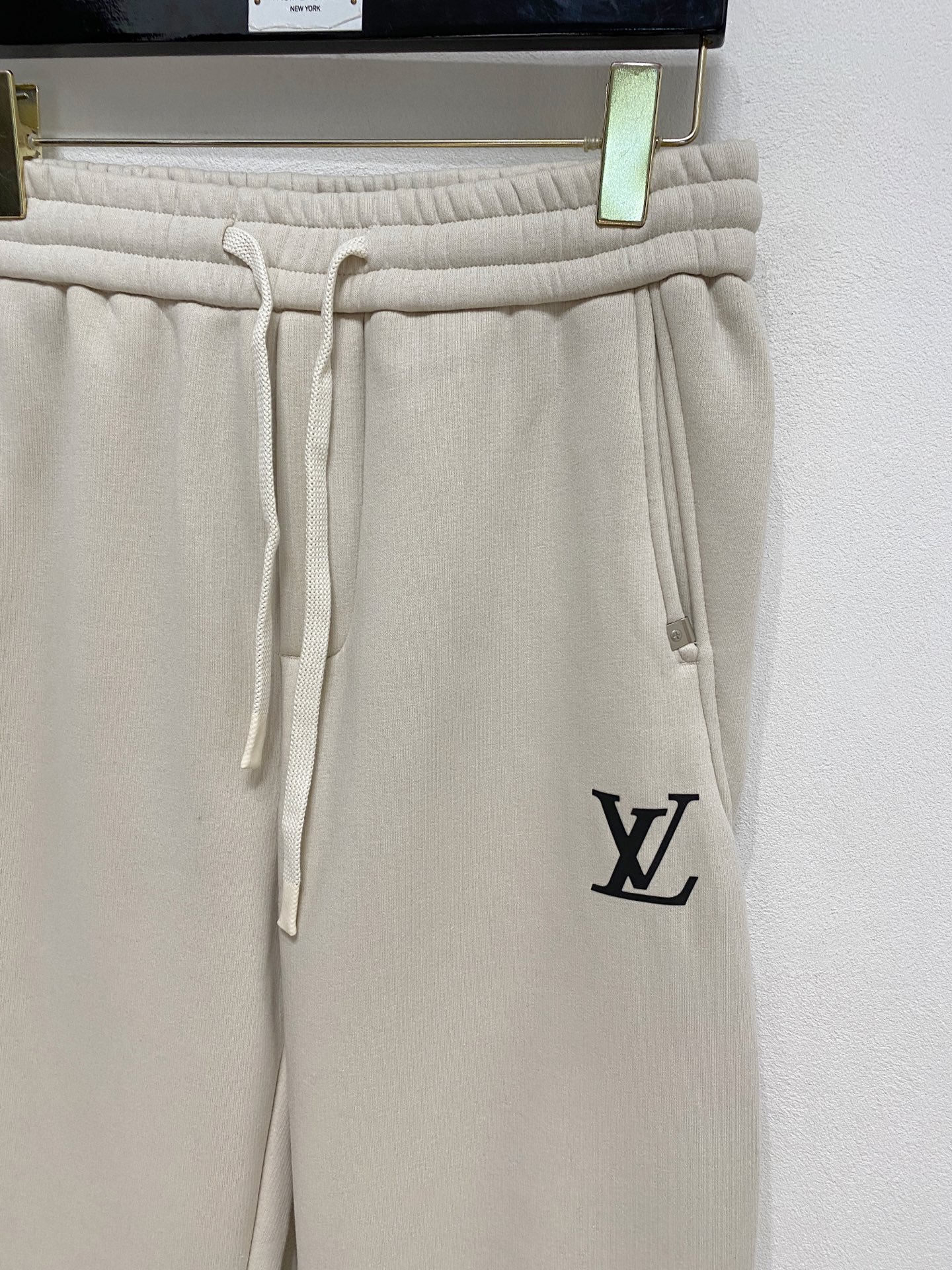 Louis Vuitton Basic Clothing S-m-l-xl