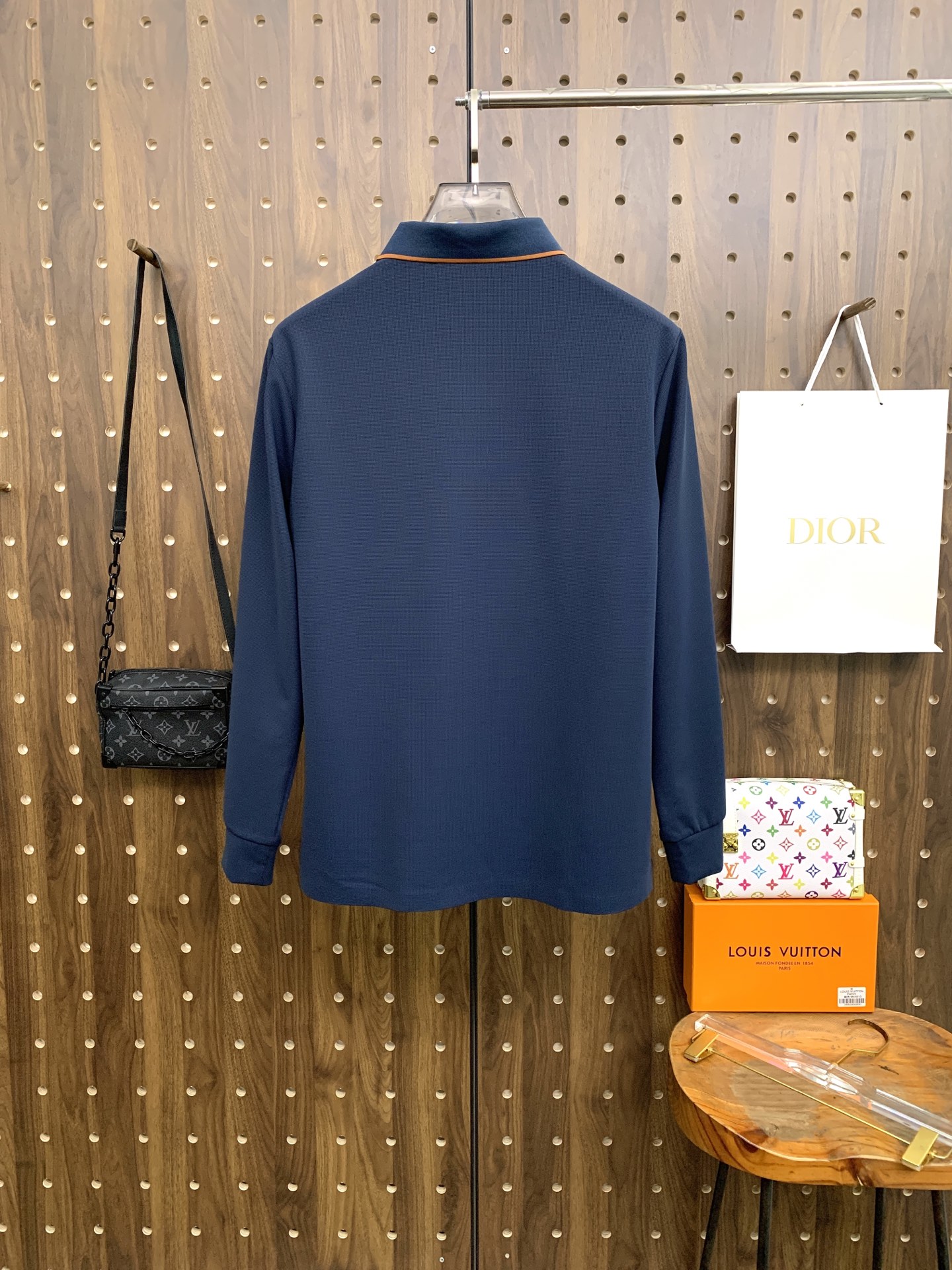 Louis Vuitton Basic Clothing S-m-l-xl